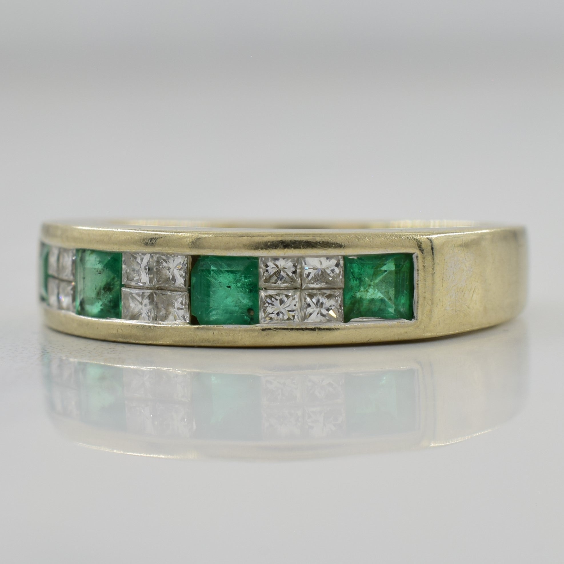 Emerald & Diamond Ring | 0.40ctw, 0.30ctw | SZ 6.75 |