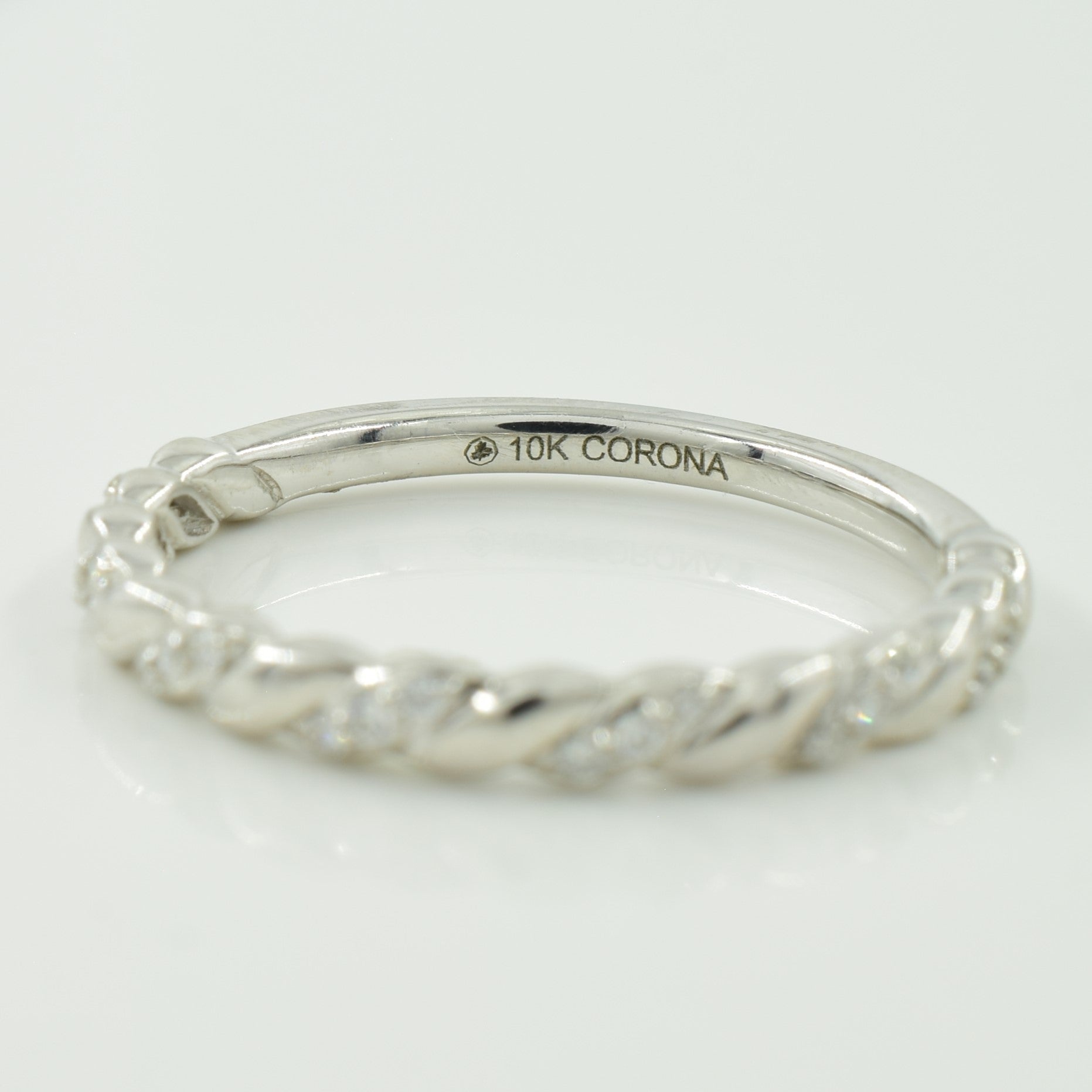Bague en diamant serpentine | 0,08 ct | Taille 6,75 | 