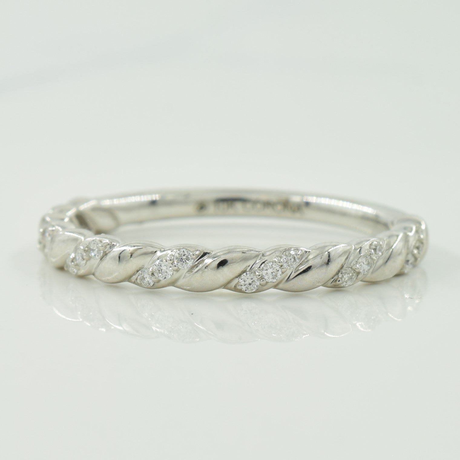 Bague en diamant serpentine | 0,08 ct | Taille 6,75 | 