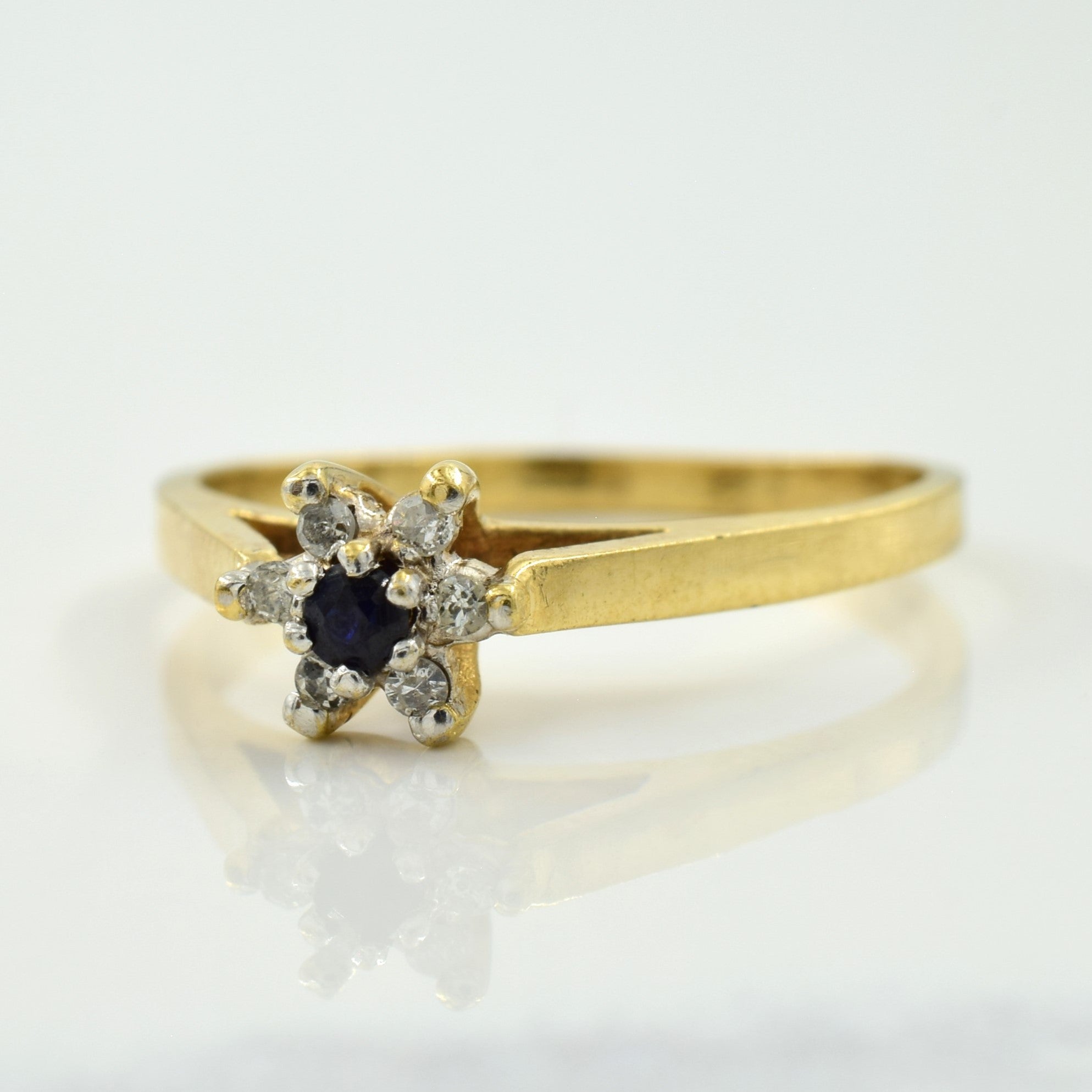 Sapphire & Diamond Ring | 0.04ct, 0.04ctw | SZ 5.25 |