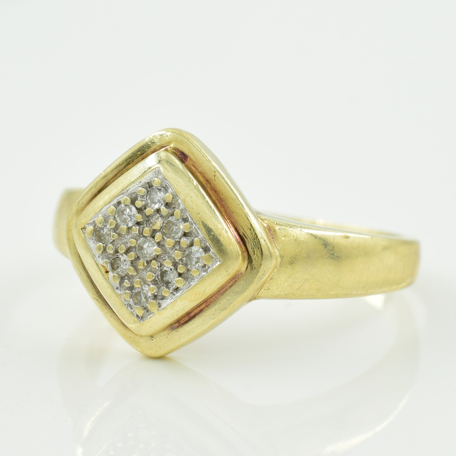 Cluster Diamond Ring | 0.05ctw | SZ 7 |