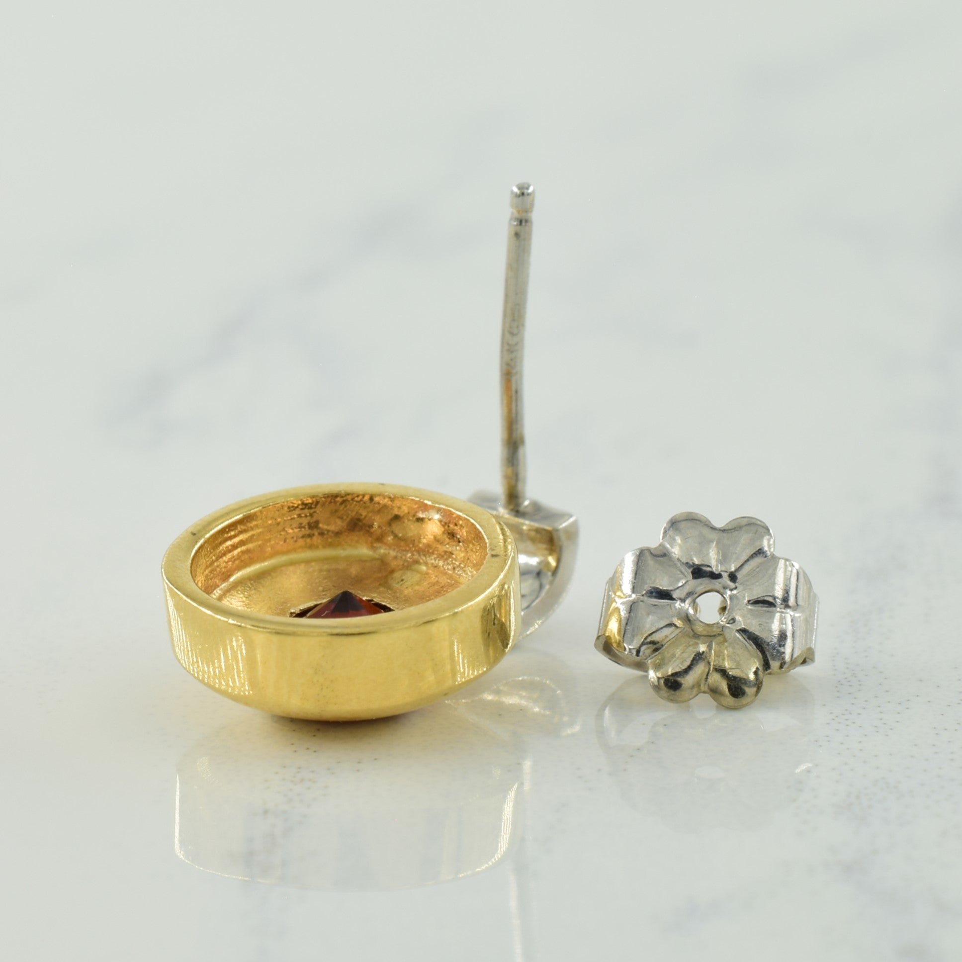 Garnet Stud Earrings | 0.80ctw |