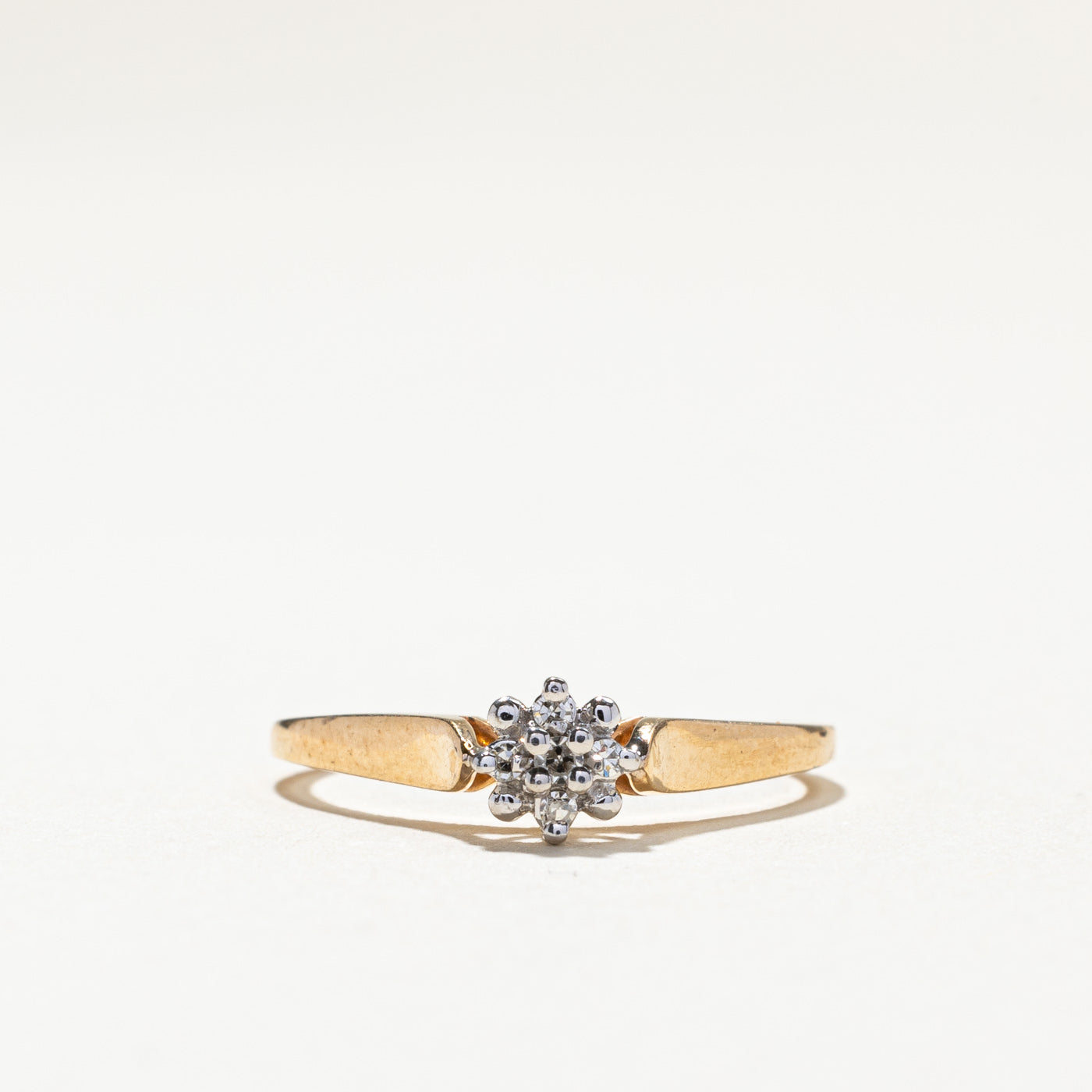 Cluster Set Diamond Ring | 0.03ctw | SZ 6 |