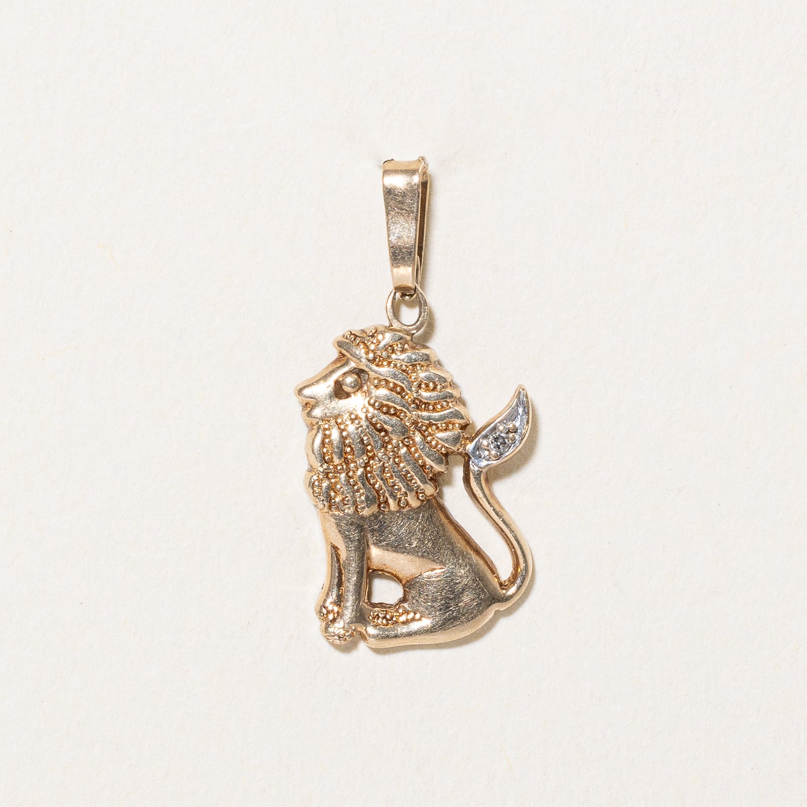 Single Stone Diamond Lion Pendant | 0.005ct