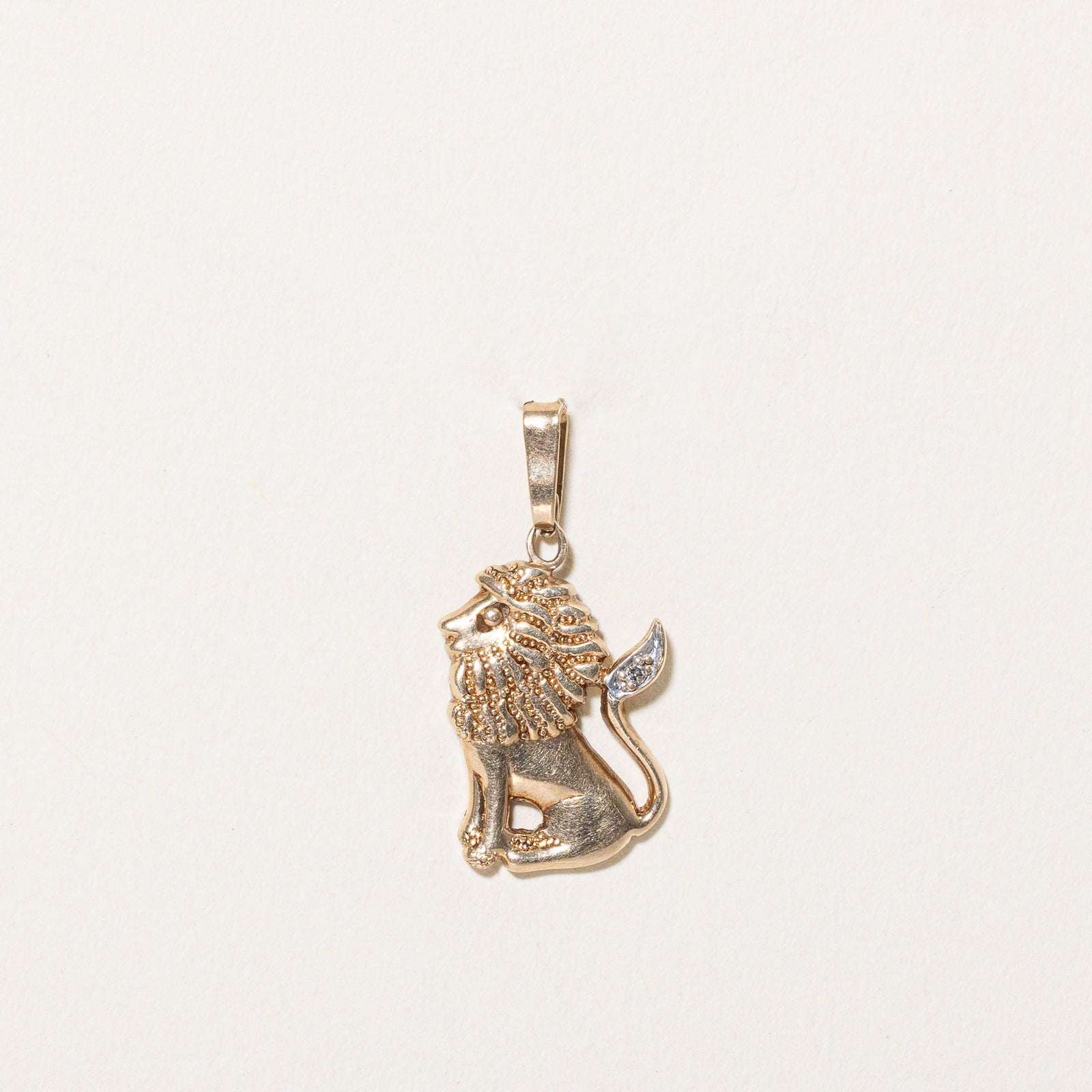 Single Stone Diamond Lion Pendant | 0.005ct