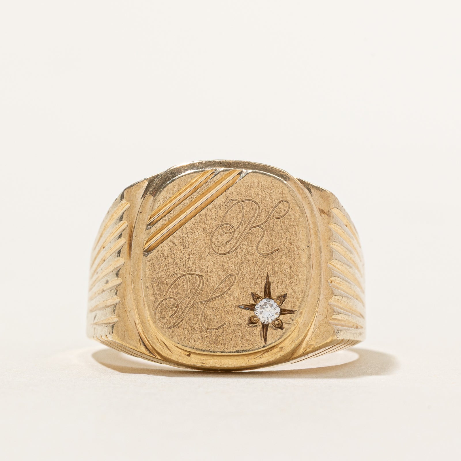 Diamond 'KH' Initial Signet RIng | 0.03ct | SZ 11.75