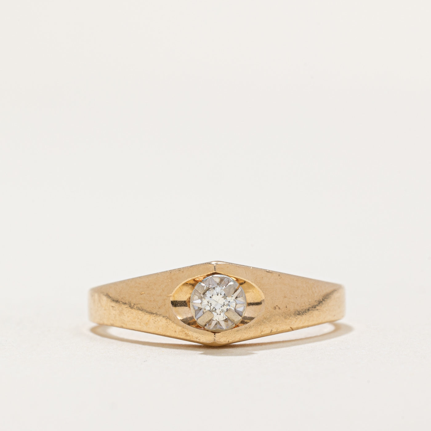 Illusion Set Diamond Tapered Ring | 0.06ct | SZ 8 |