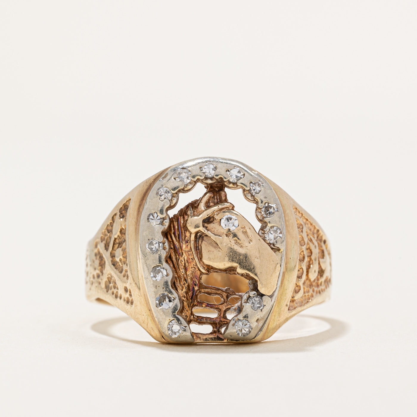 Diamond Horse Portrait Ring | 0.22ctw | SZ 11.25 |