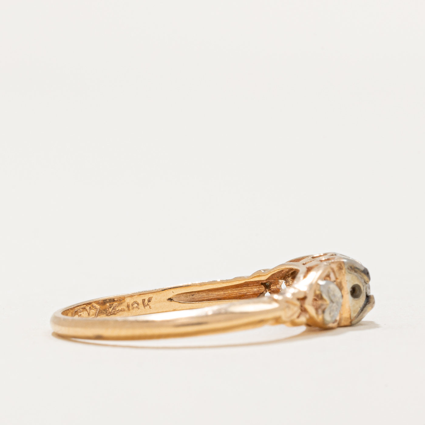 Illusion Set Diamond Ring | 0.04ct | SZ 6.5 |
