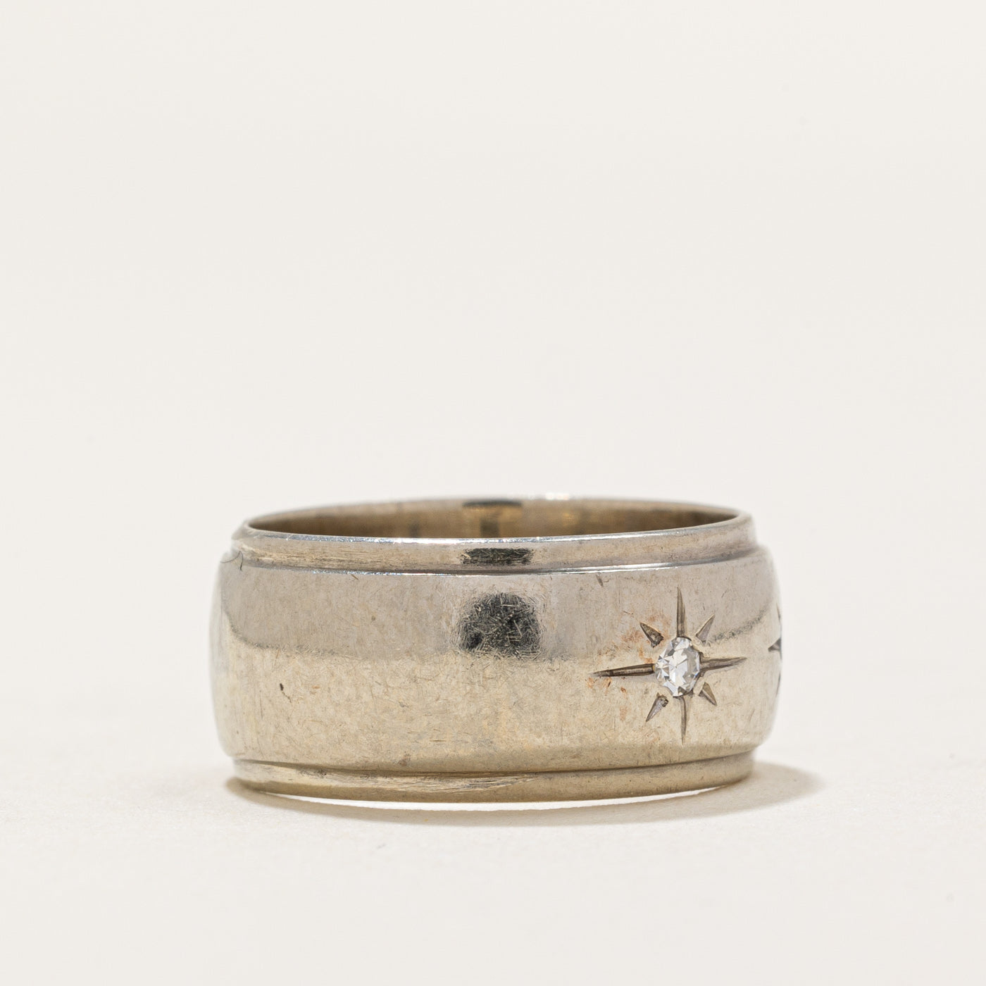 Star Set Three Stone Diamond Band | 0.08ctw | SZ 3.75 |