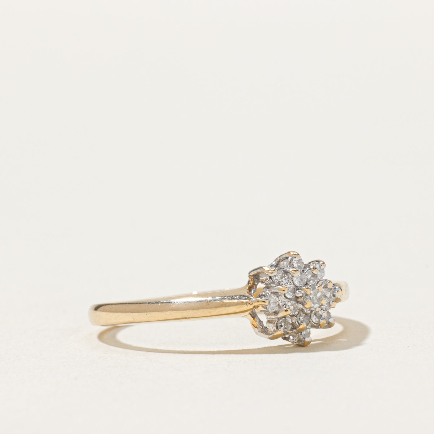 Diamond Cluster Ring | 0.10ctw | SZ 7