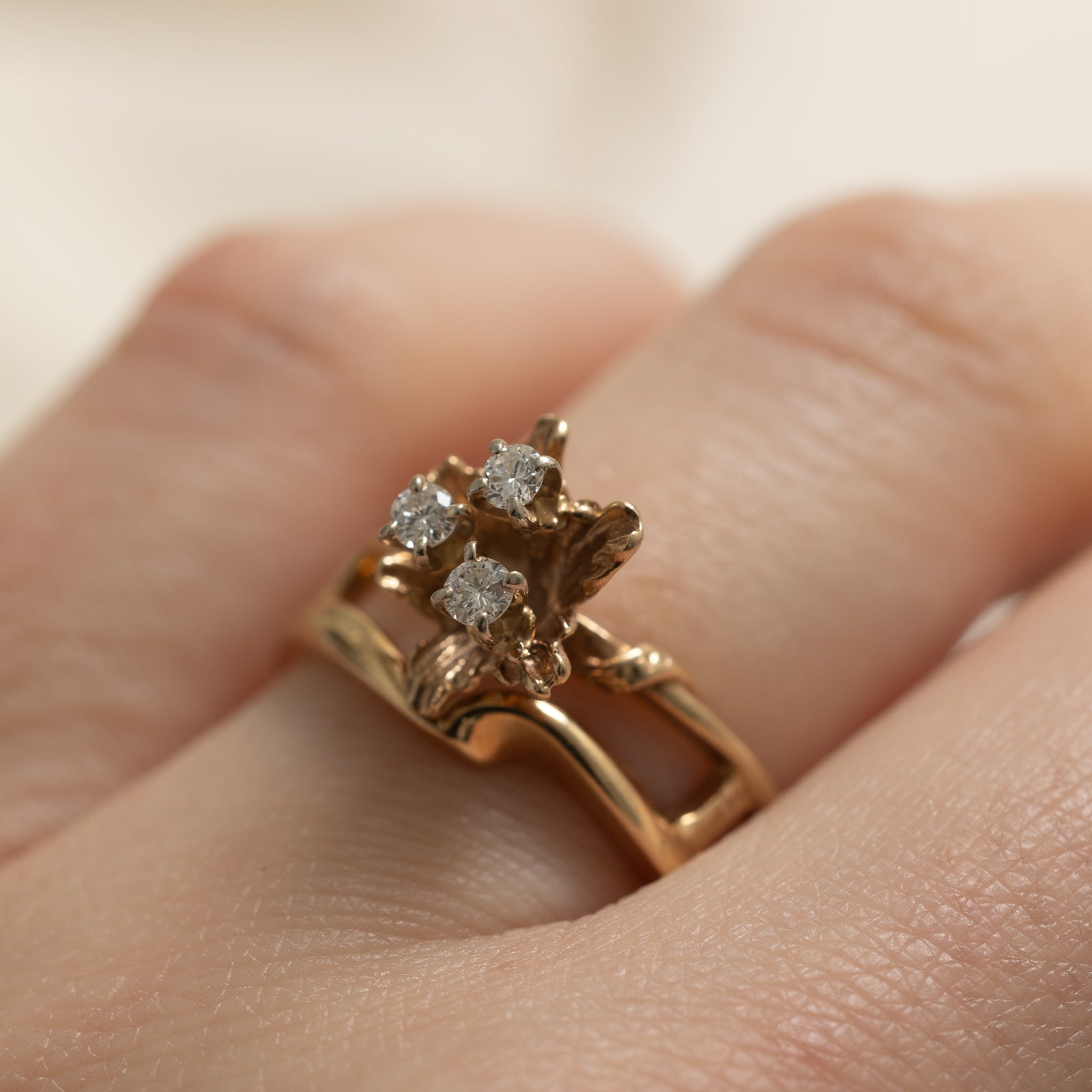 Three Stone Diamond Floral Ring | 0.11ctw | SZ 7