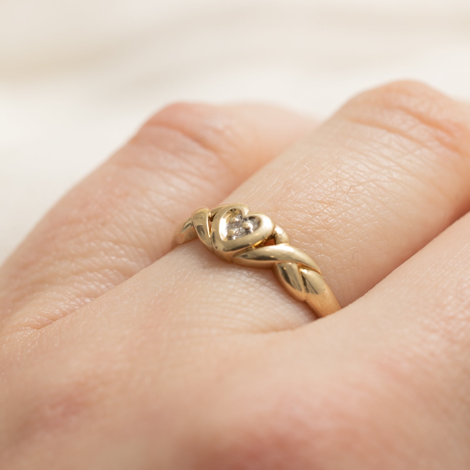 Diamond Heart Twisted Ring | 0.005ct | SZ 6.25