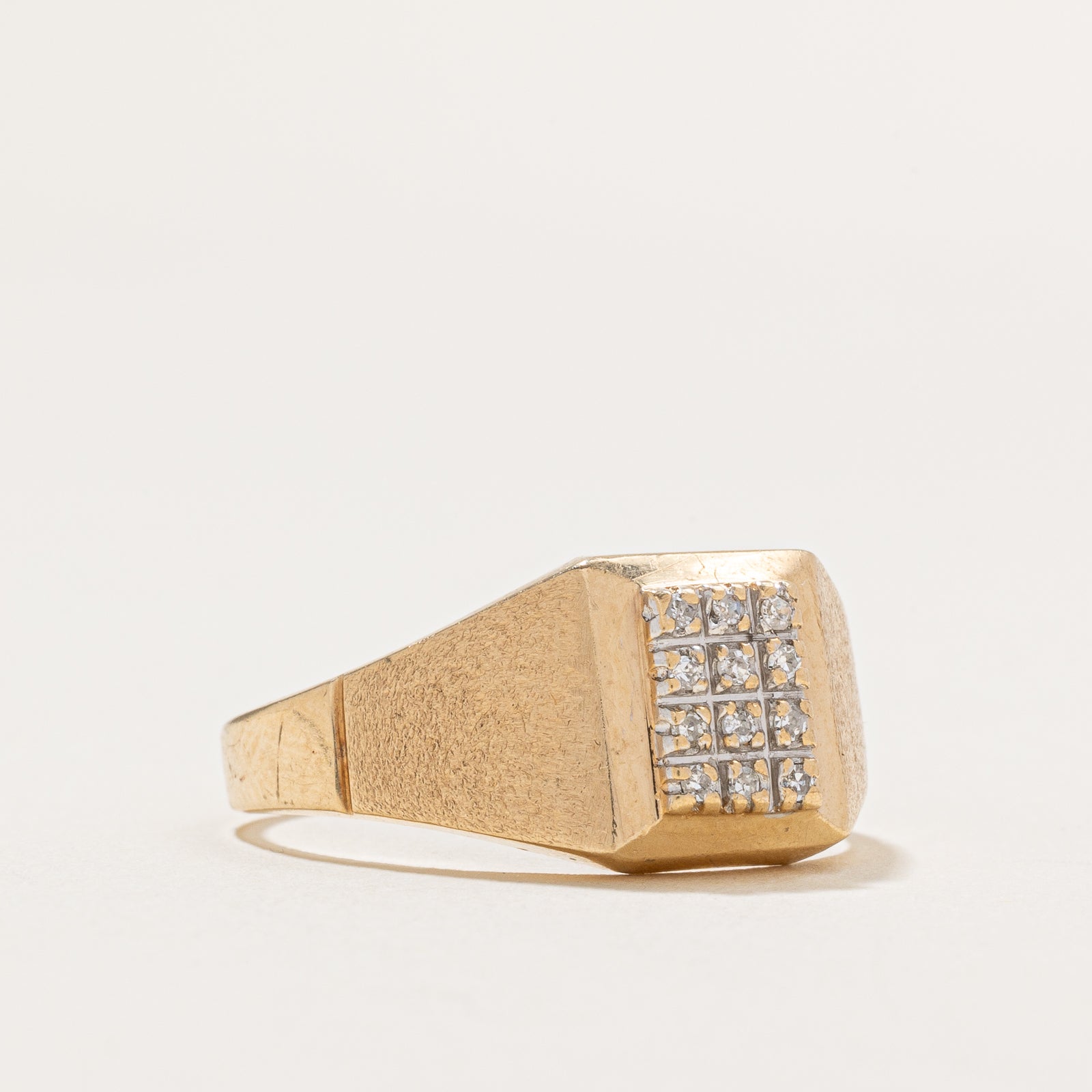 Diamond Grid Signet Ring | 0.08ctw | SZ 9.5