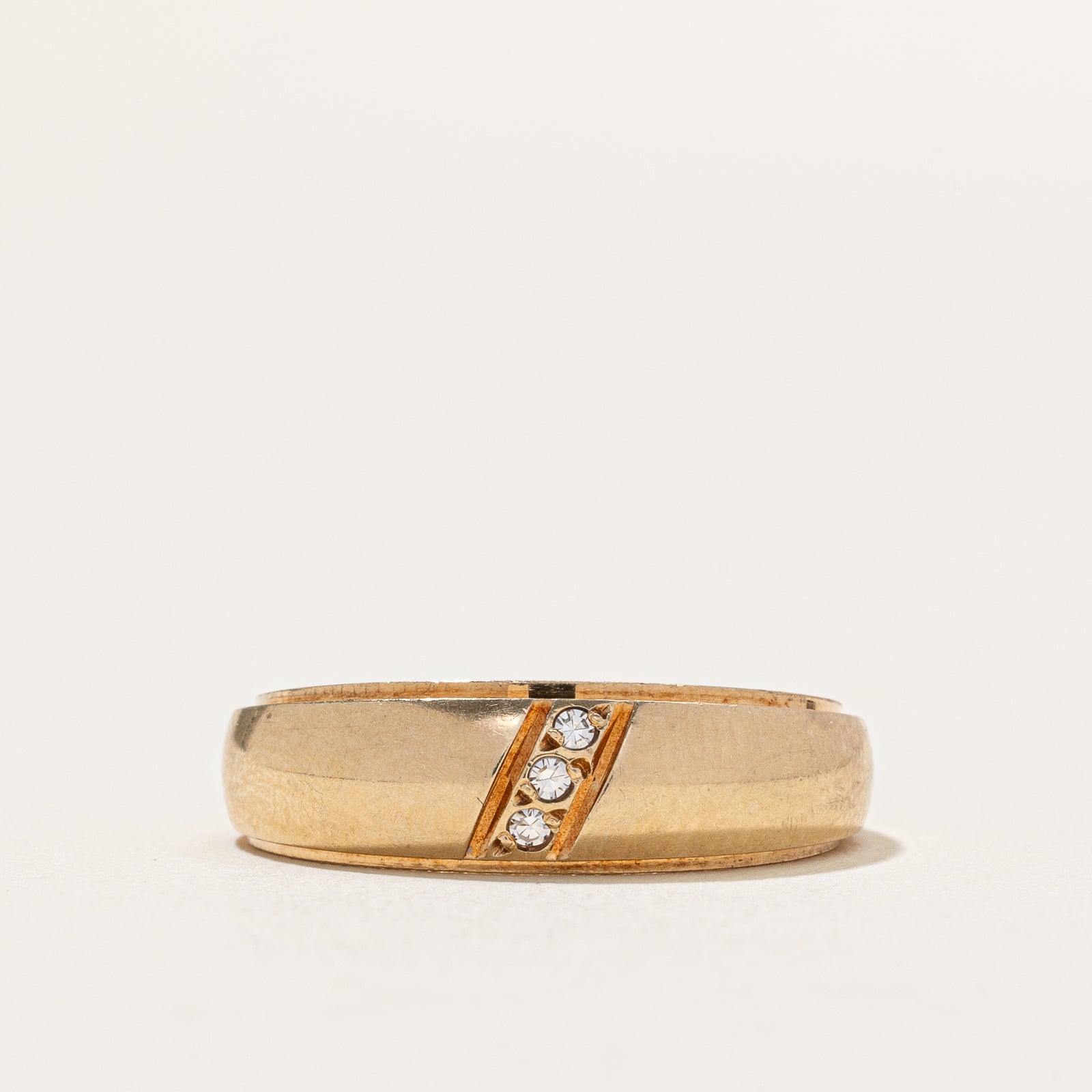 Bague trois diamants en rangée diagonale | 0,025 ct | Taille 7