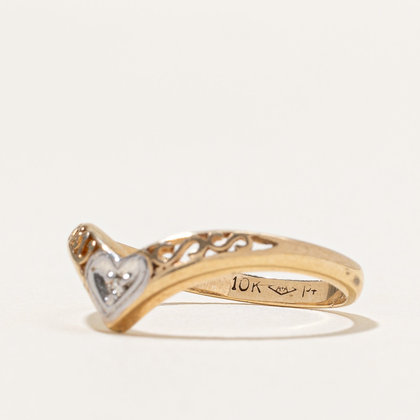 Diamond Chevron Ring | 0.004ct | SZ 6.25