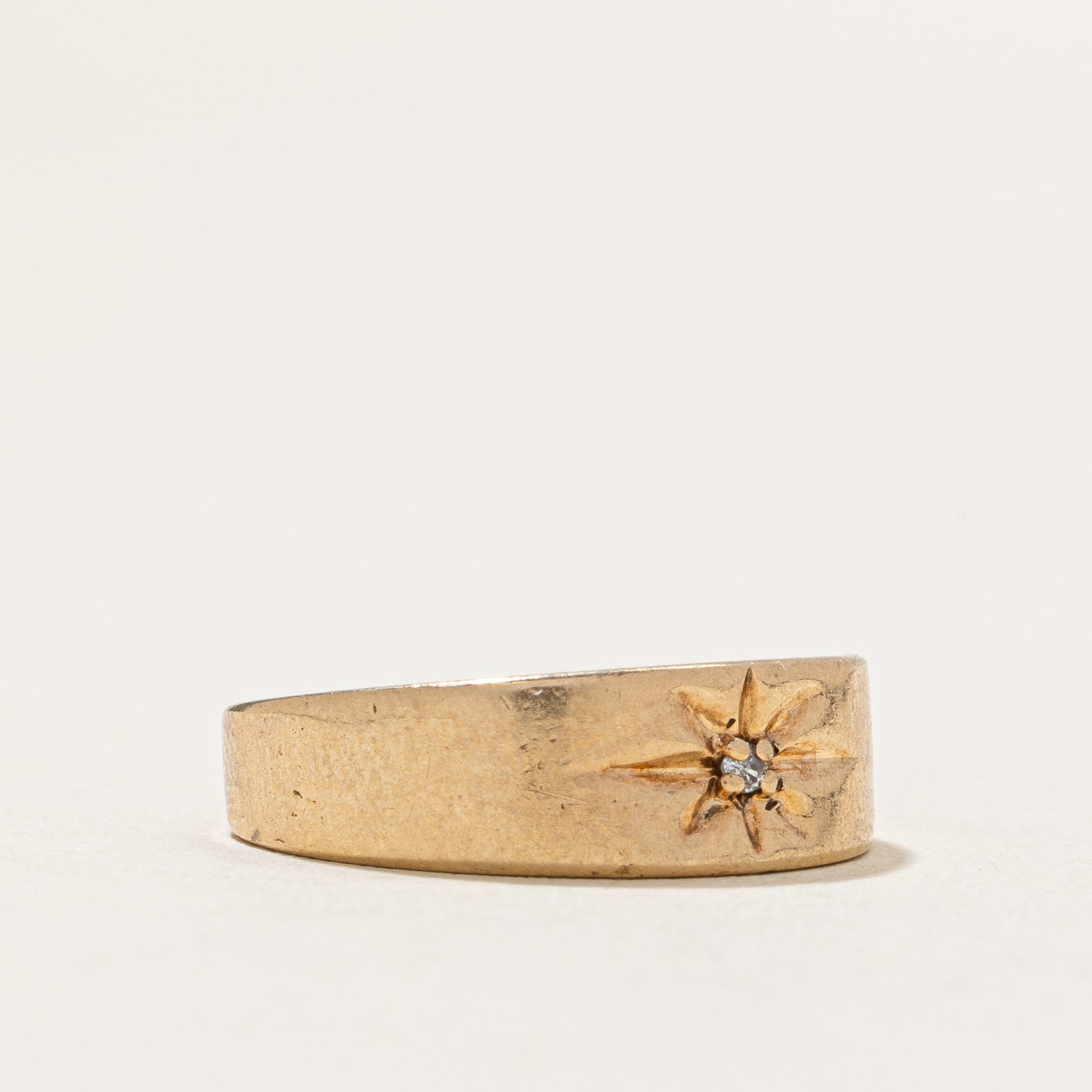 Star Set Diamond Band | 0.01ct | SZ 4.25