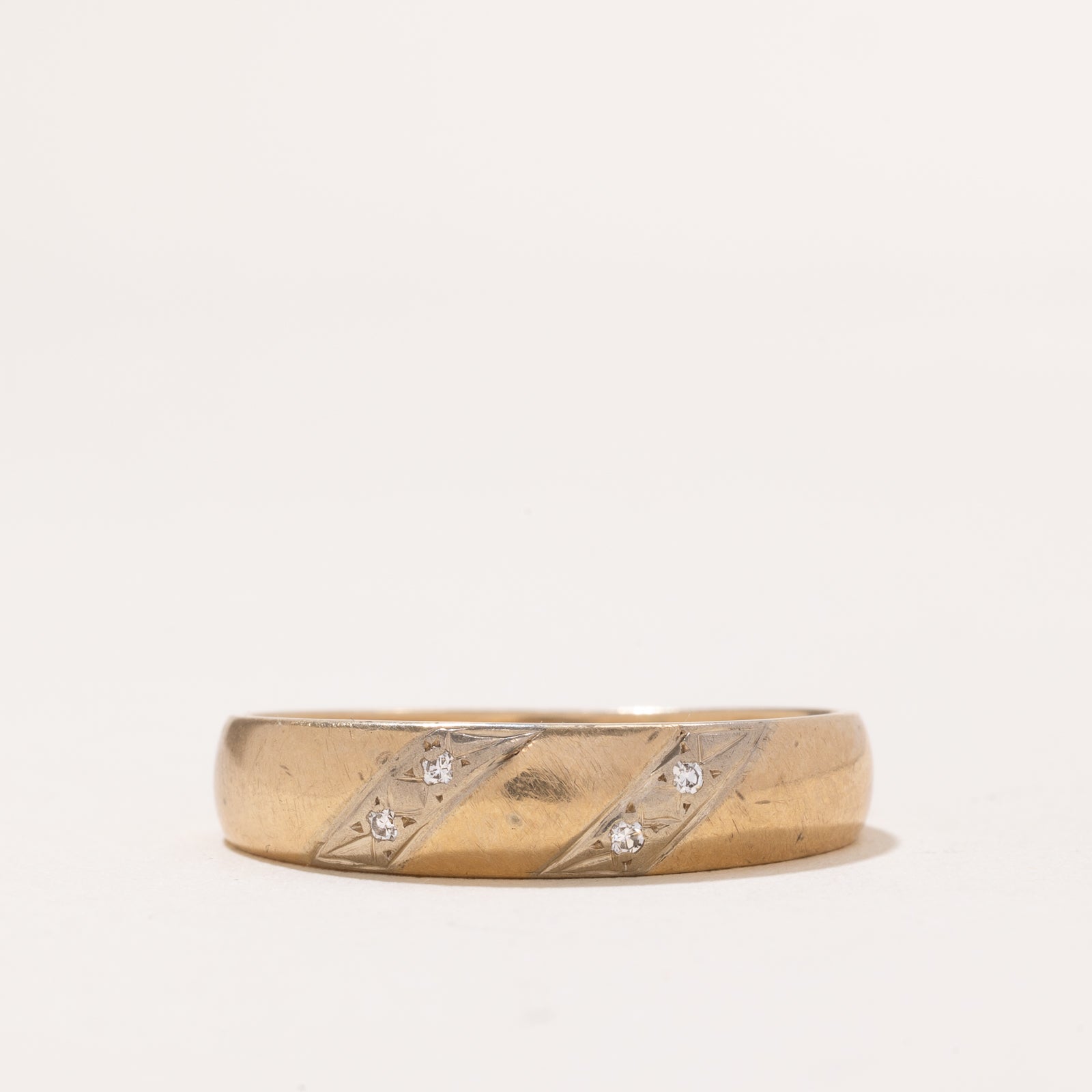 Illusion Set Diamond Band | 0.02ctw | SZ 12