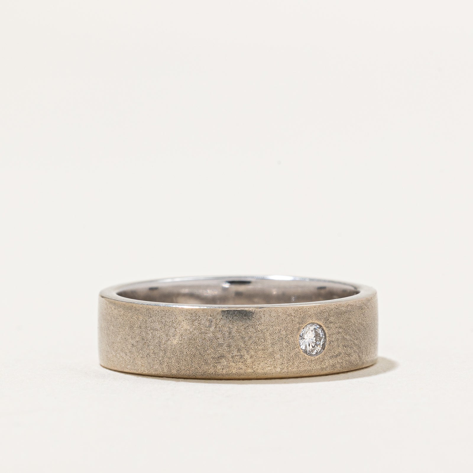 Flush Set Diamond Band | 0.04ct | SZ 5.75