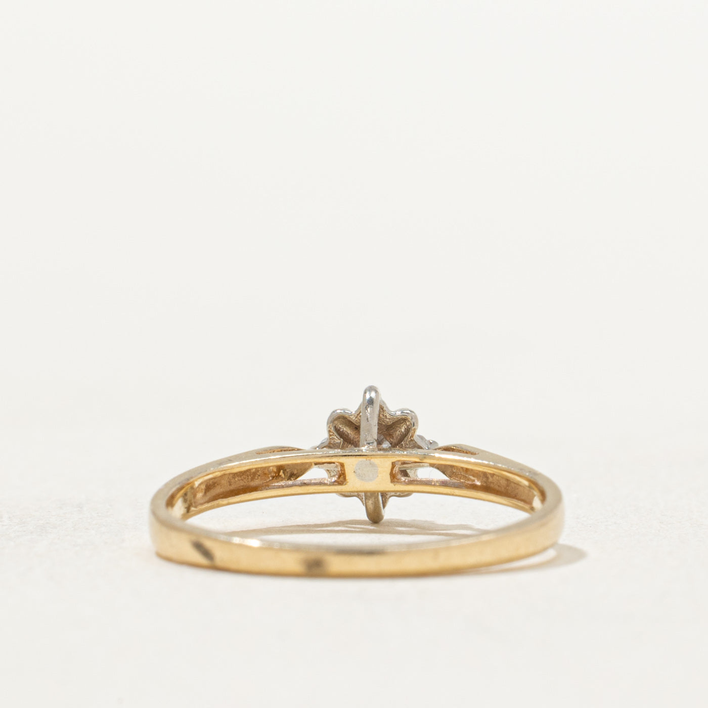 Cluster Diamond Ring | 0.025ctw | SZ 3.5