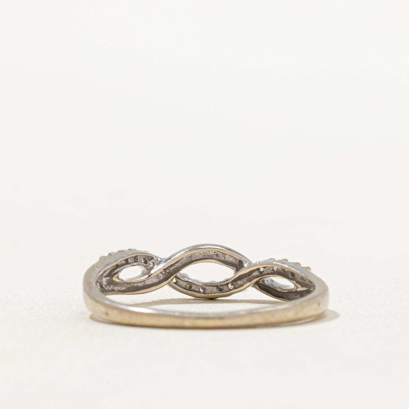 Bague croisée double en diamants | 0,07 ct | Taille 8