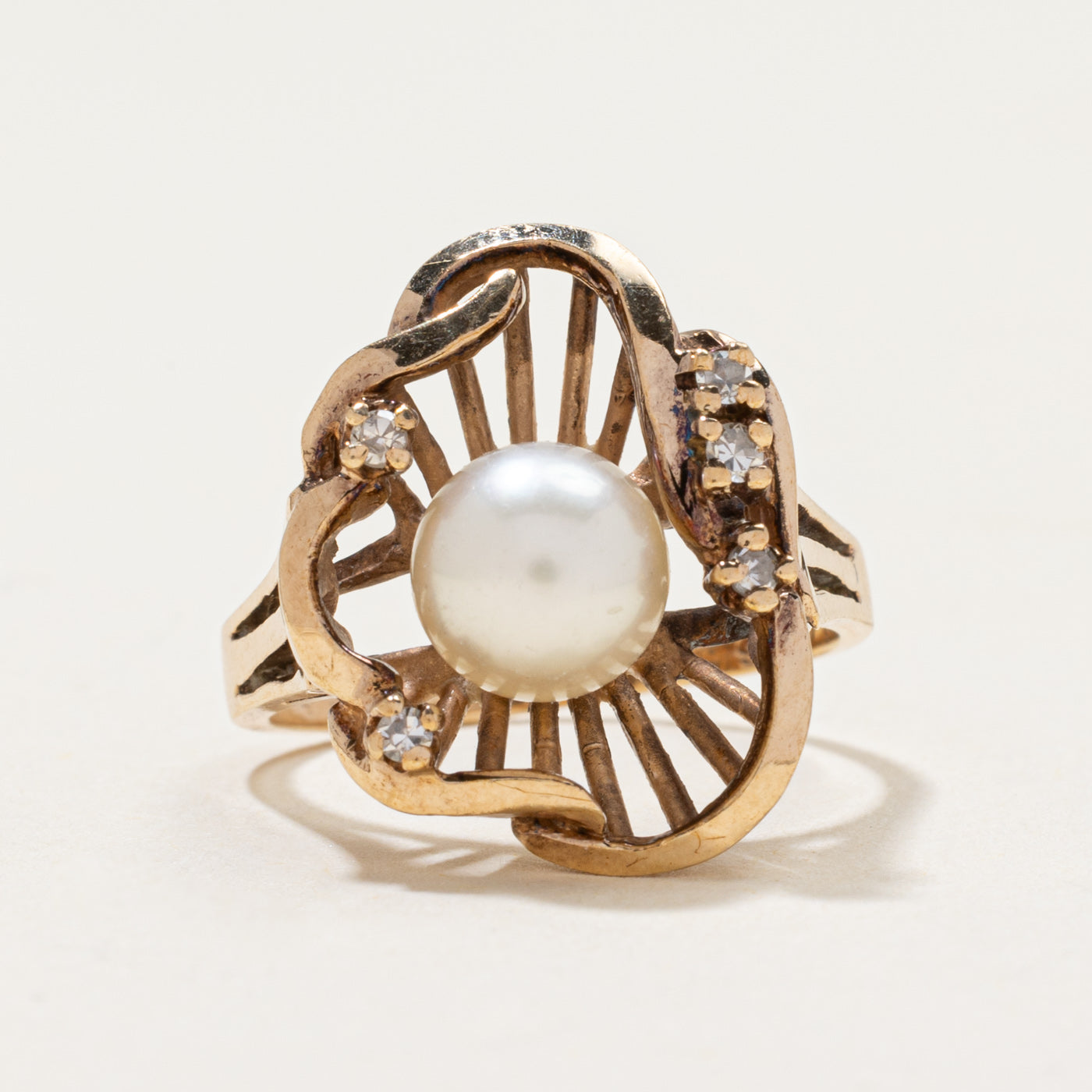 Pearl & Diamond Openwork Cocktail Ring | 0.09ctw | SZ 5