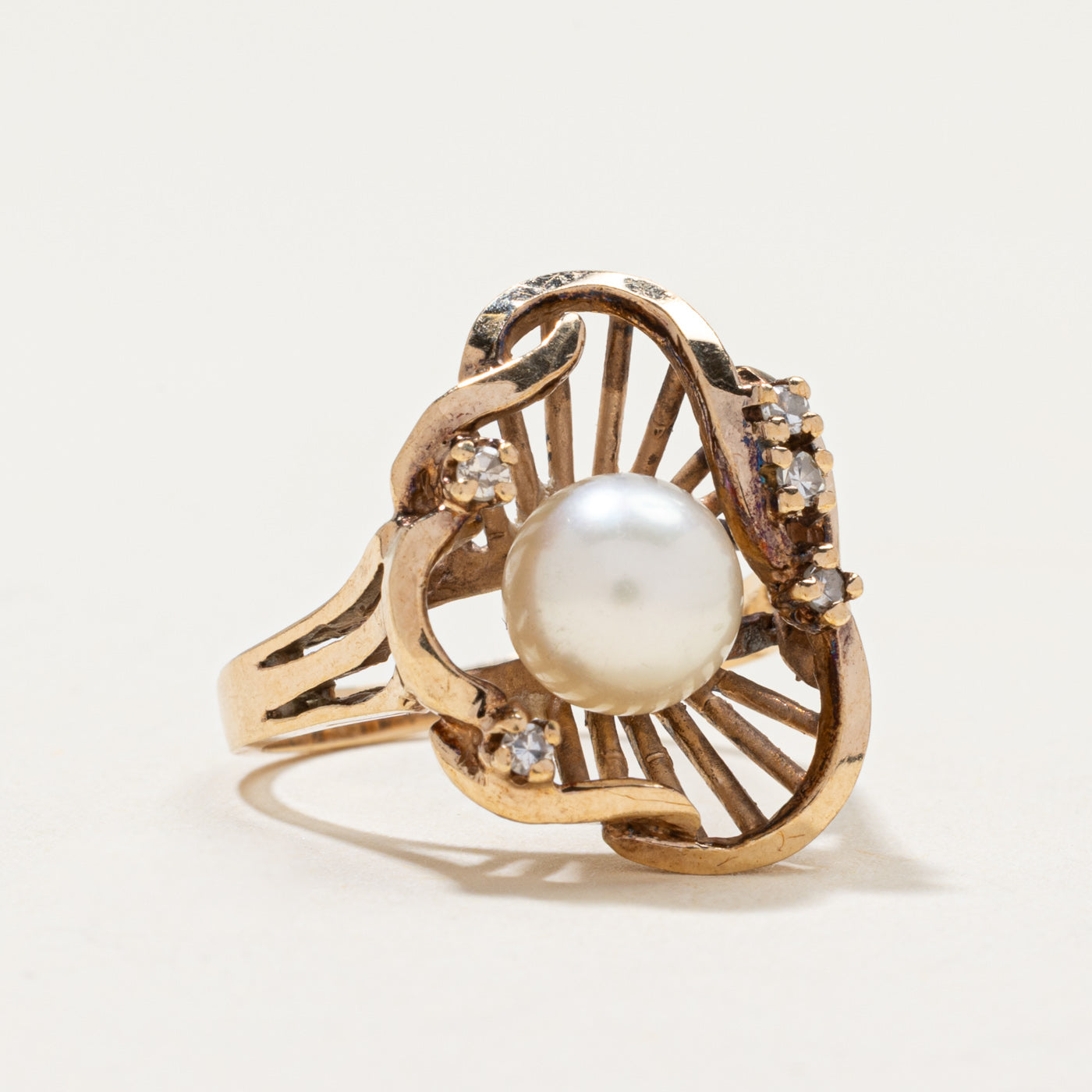 Pearl & Diamond Openwork Cocktail Ring | 0.09ctw | SZ 5