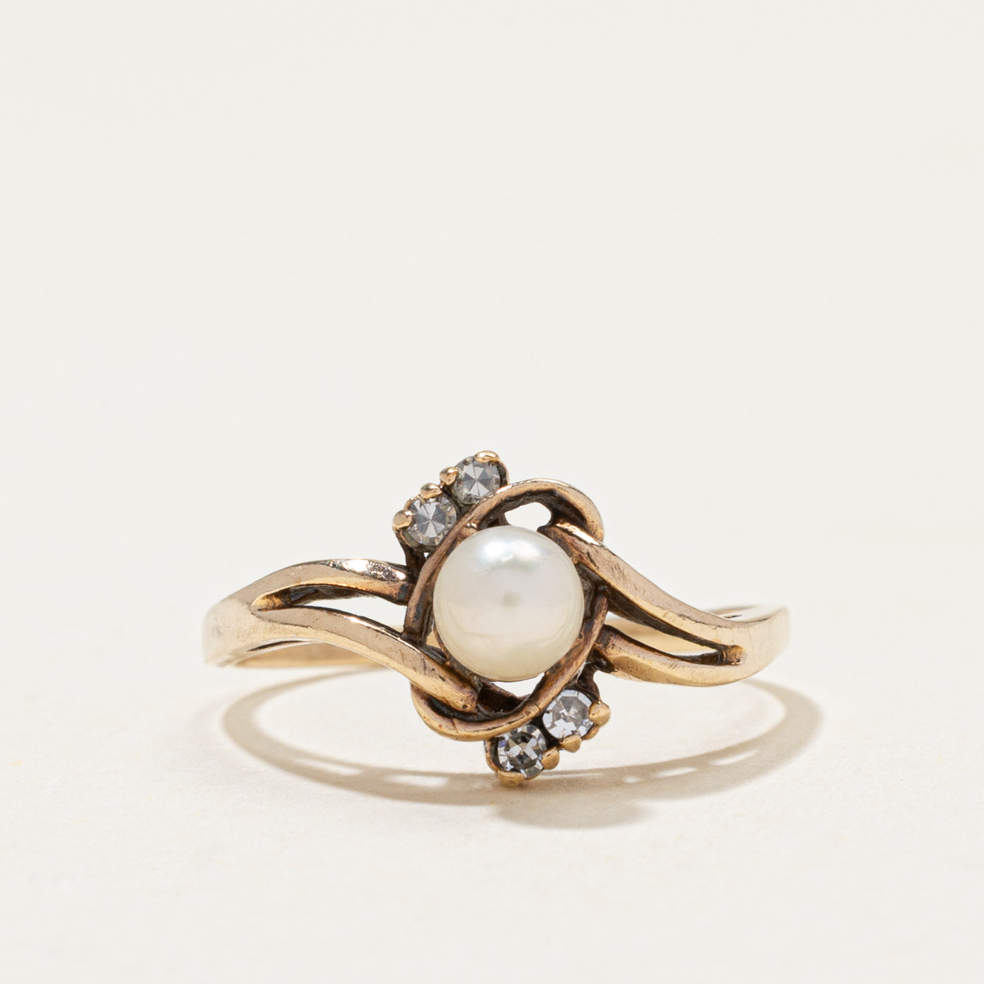 10k Pearl & Diamond Bypass Ring | 0.08ctw | SZ 6