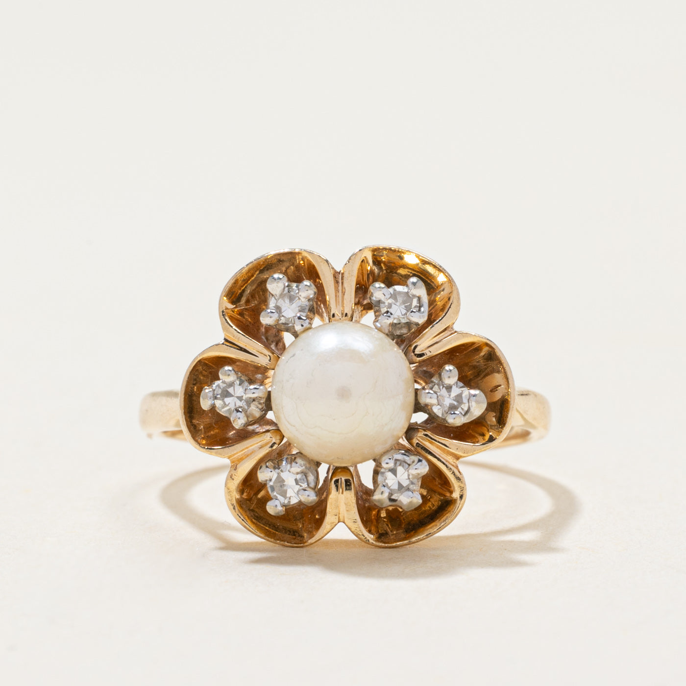 Pearl & Diamond Flower Cocktail Ring | 0.12ctw | SZ 5.5