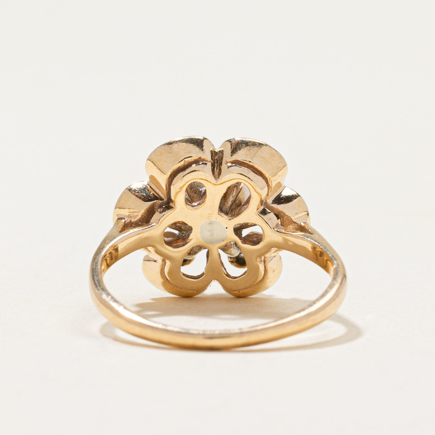 Pearl & Diamond Flower Cocktail Ring | 0.12ctw | SZ 5.5