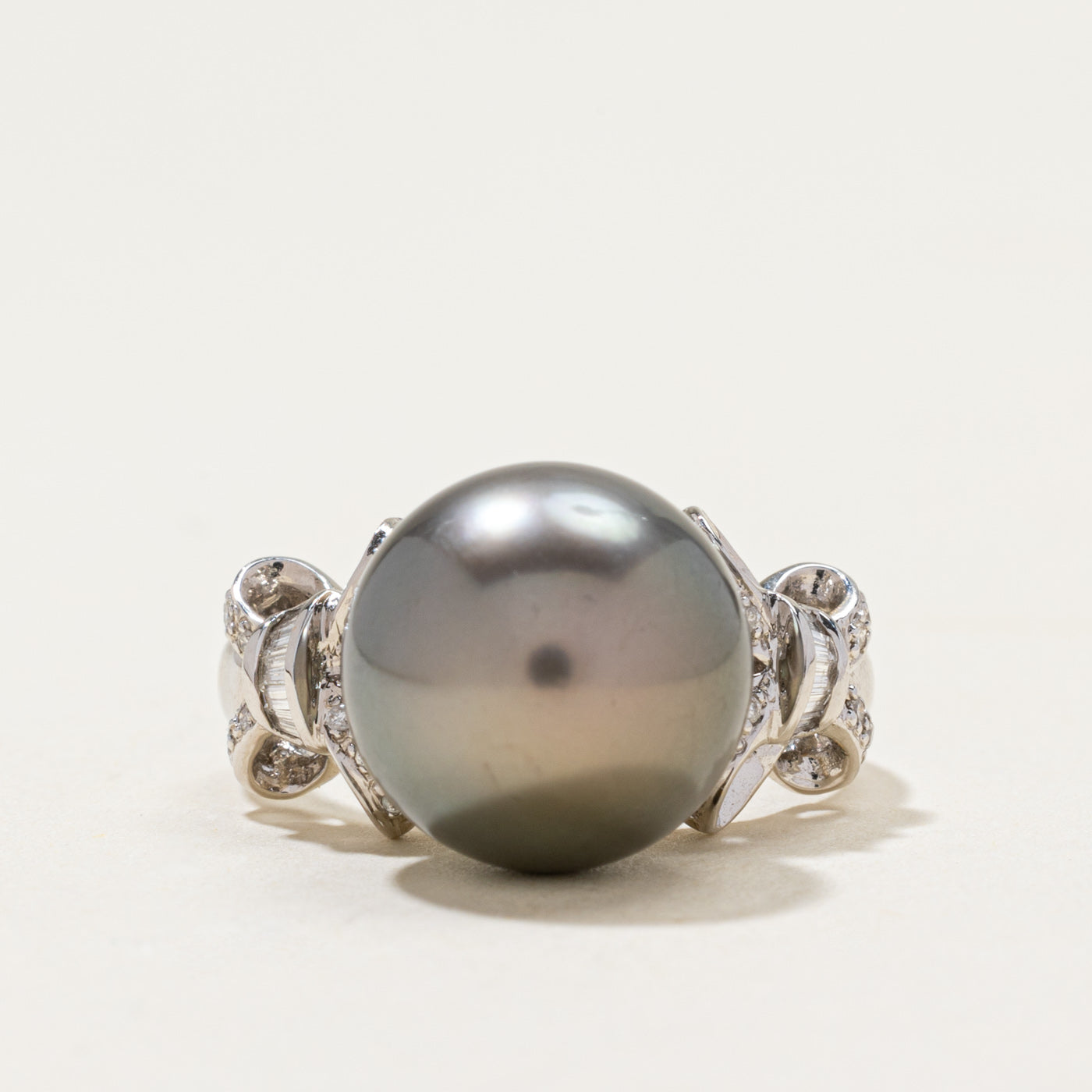 18k Black Pearl & Diamond Bow Cocktail Ring | 0.28ctw | SZ 7.75