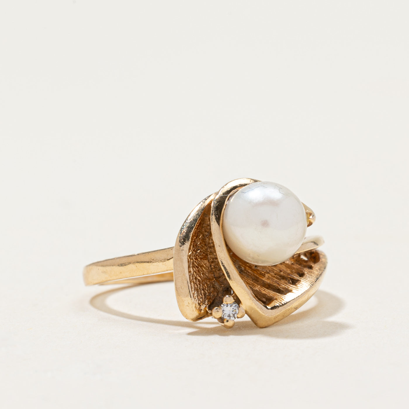 Pearl & Diamond Abstract Ring | 0.02ct | SZ 6.5