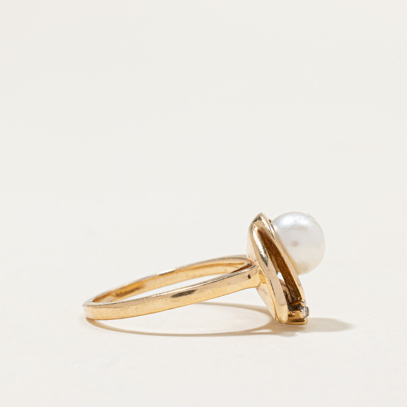Pearl & Diamond Abstract Ring | 0.02ct | SZ 6.5