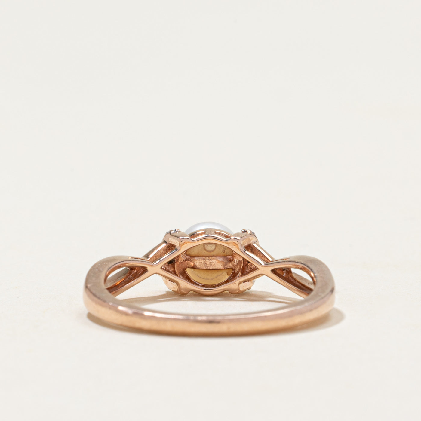 10k Pearl & Diamond Twisted Ring | 0.01ctw | SZ 7