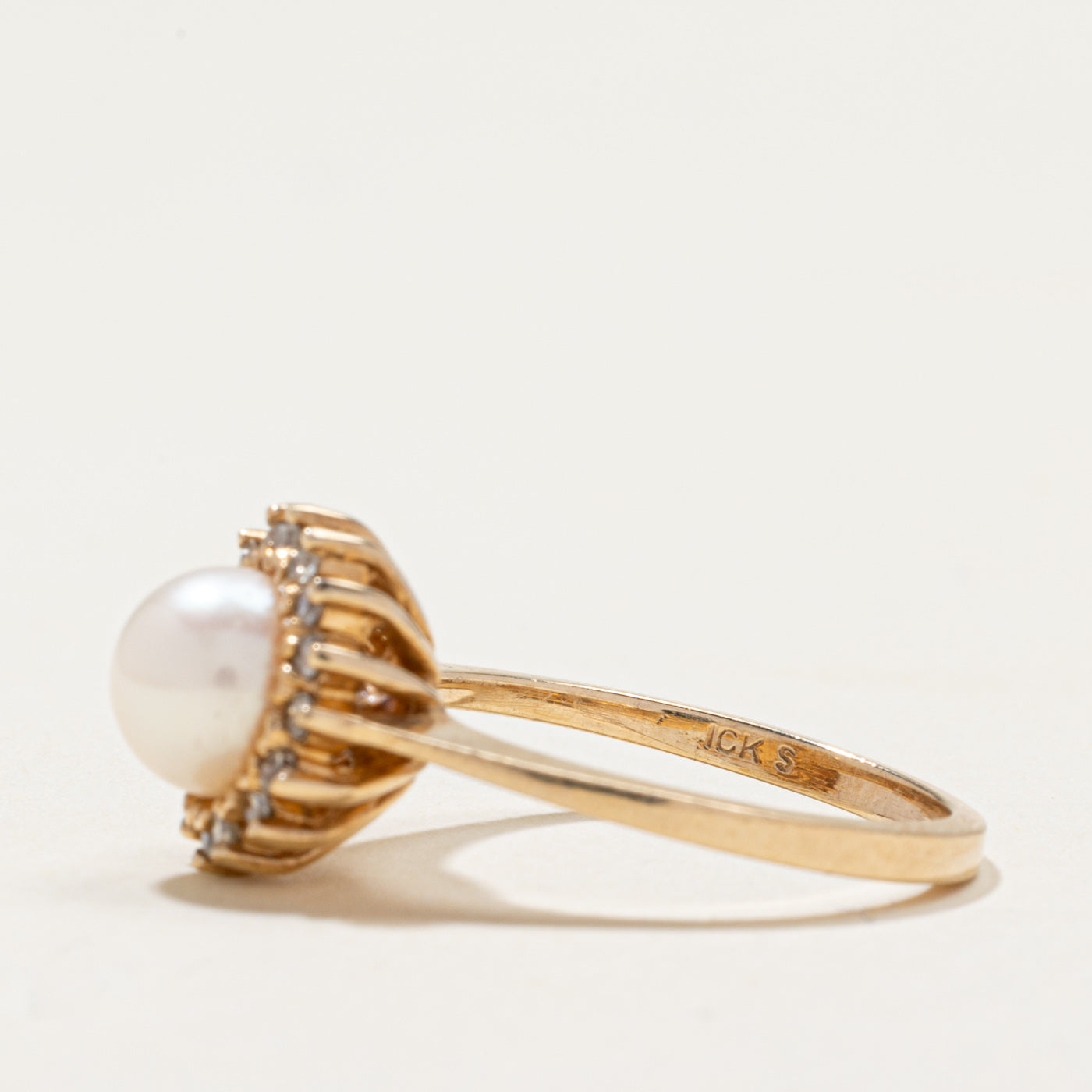 Pearl & Diamond Petal Ring | 0.24ctw | SZ 6.5