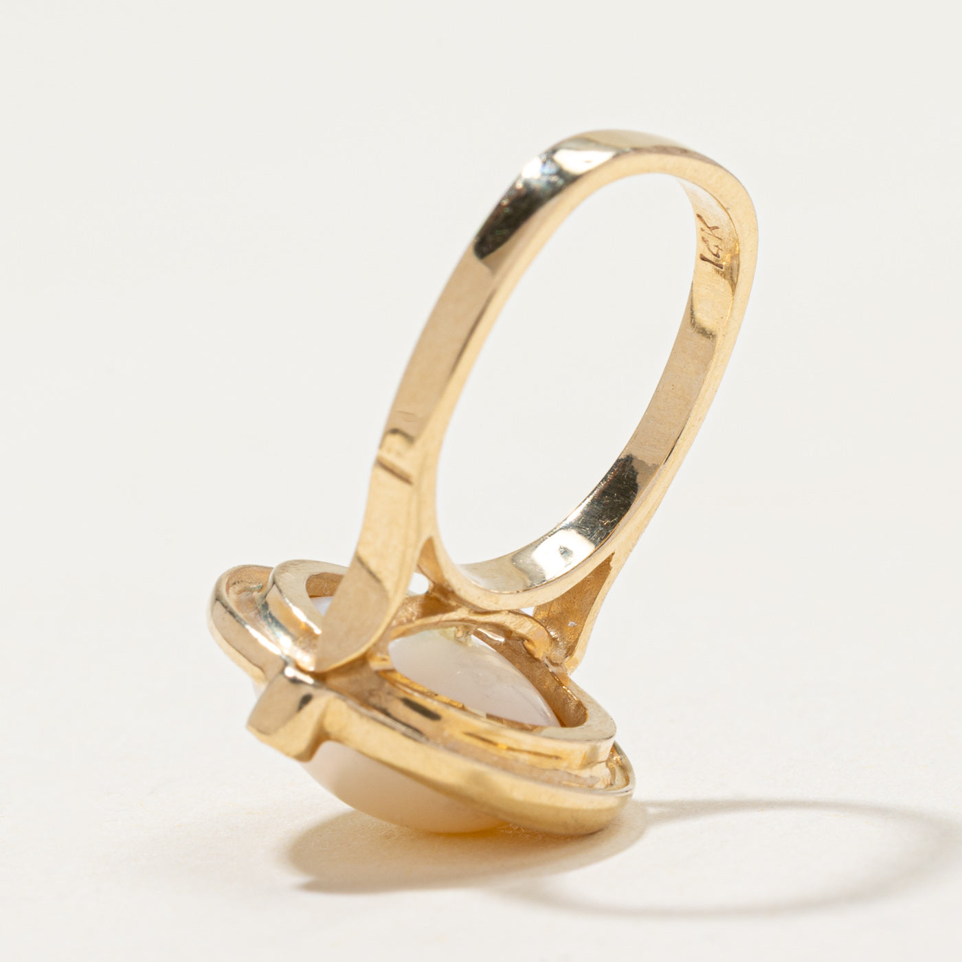 Mabe Pearl & Diamond Cocktail Ring | 0.03ct | SZ 4