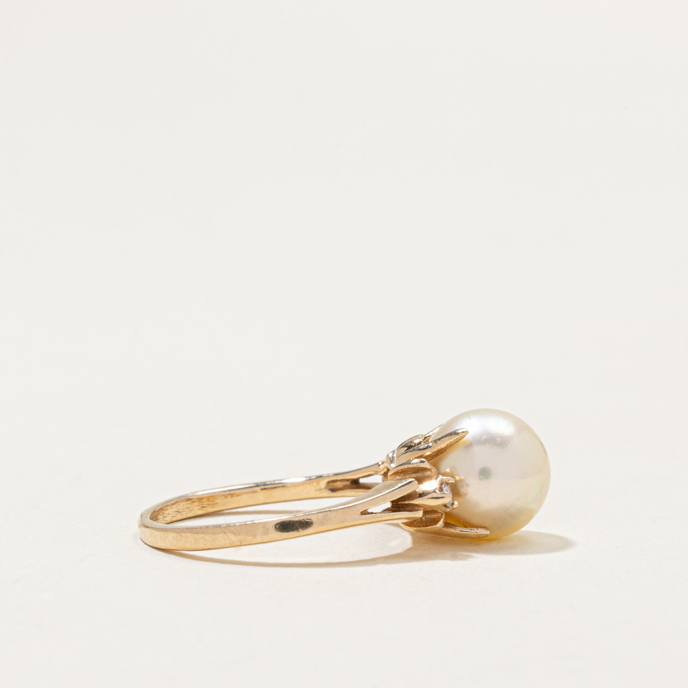 Pearl & Diamond Accented Ring | 0.04ctw | SZ 5