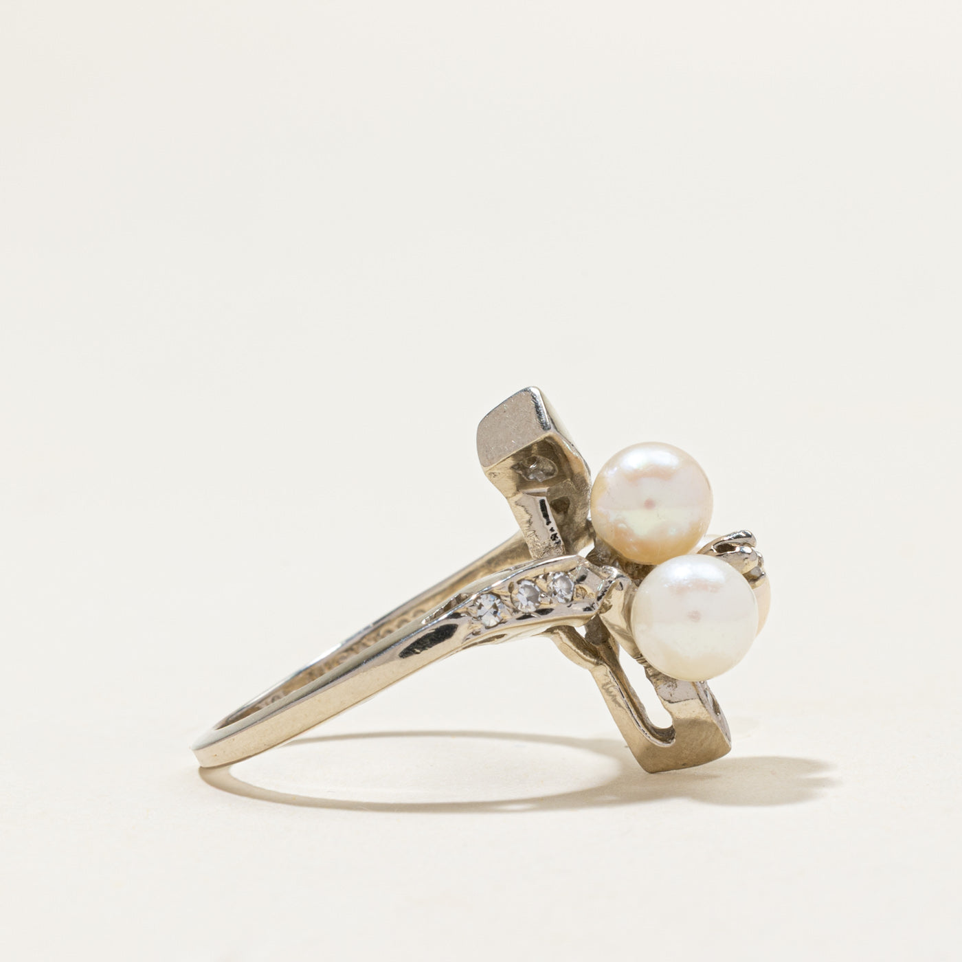 10k Pearl & Diamond Cluster Cocktail Ring | 0.18ctw | SZ 6.75