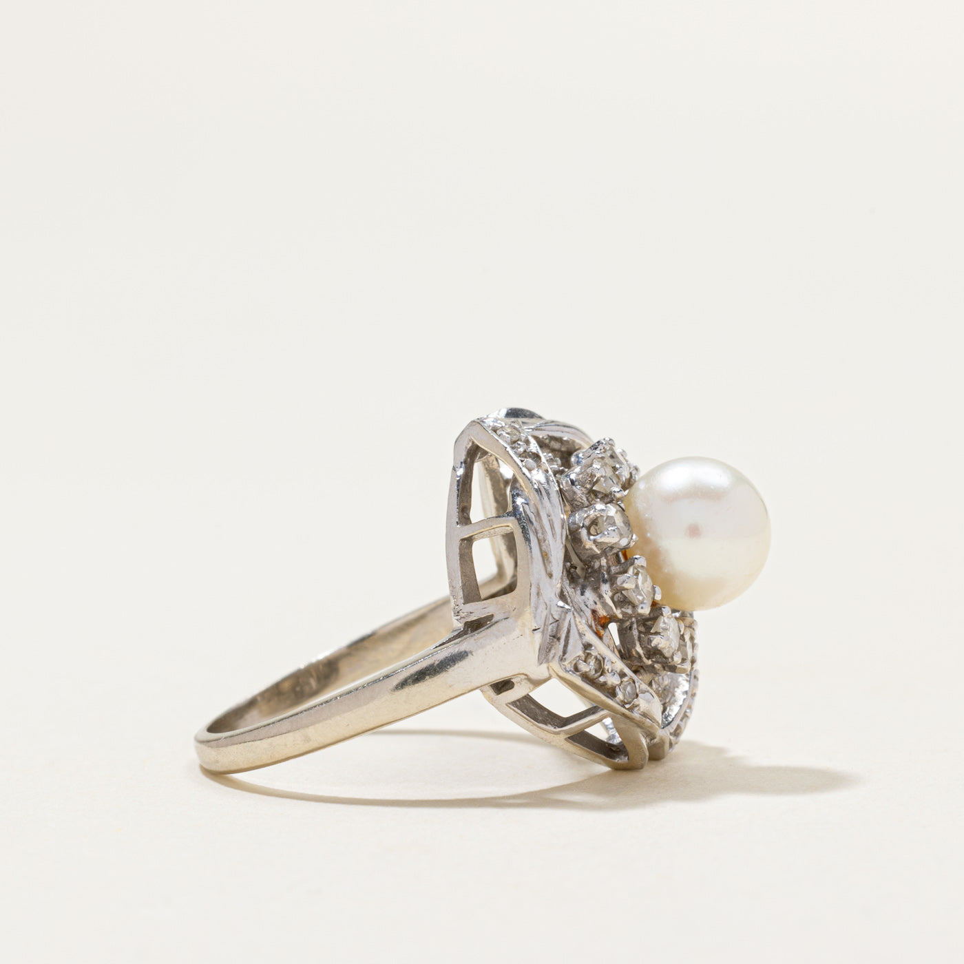 Pearl & Diamond Cocktail Ring | 0.50ctw | SZ 7