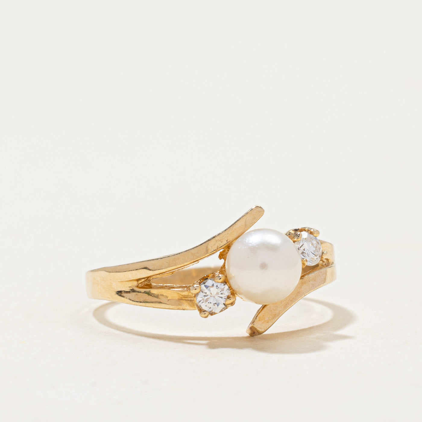 Pearl & Diamond Bypass Ring | 0.14ctw | SZ 7