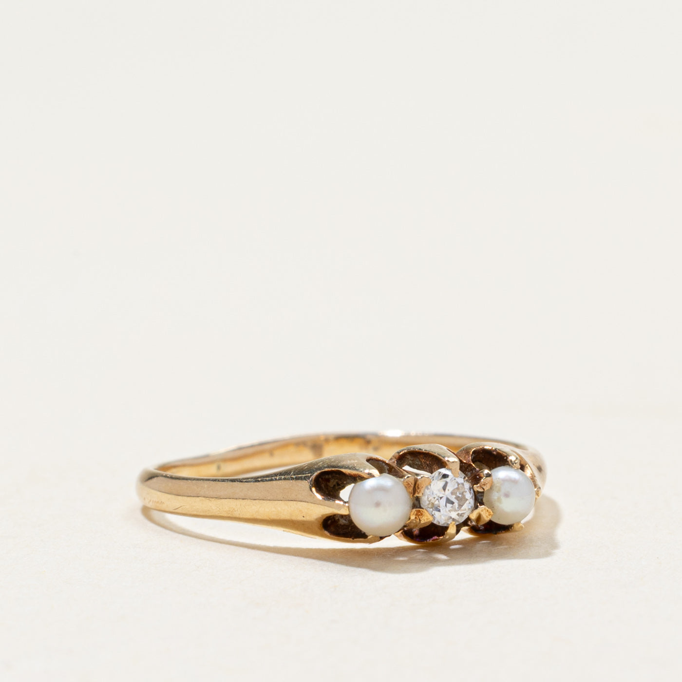 Three Stone Belcher Set Diamond & Pearl Ring | 0.06ct | SZ 5.5