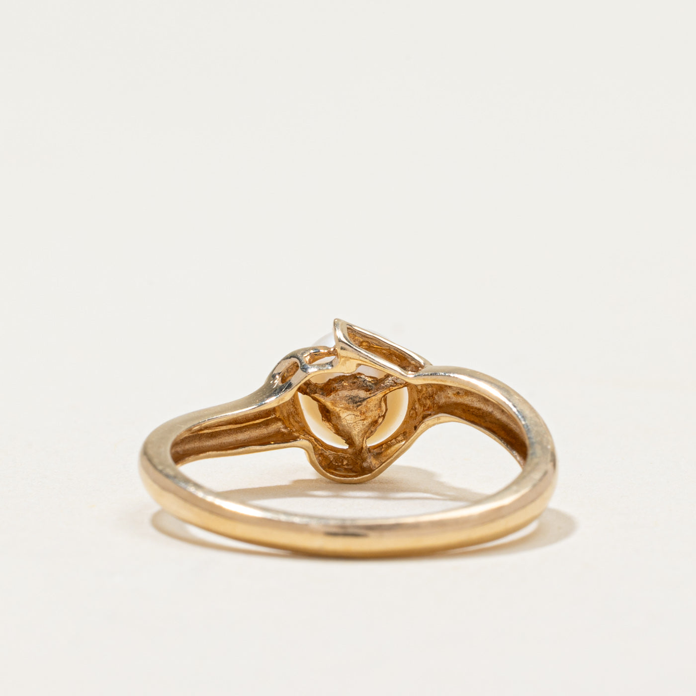 10k Pearl & Diamond Accented Ring | 0.003ctw | SZ 7.25