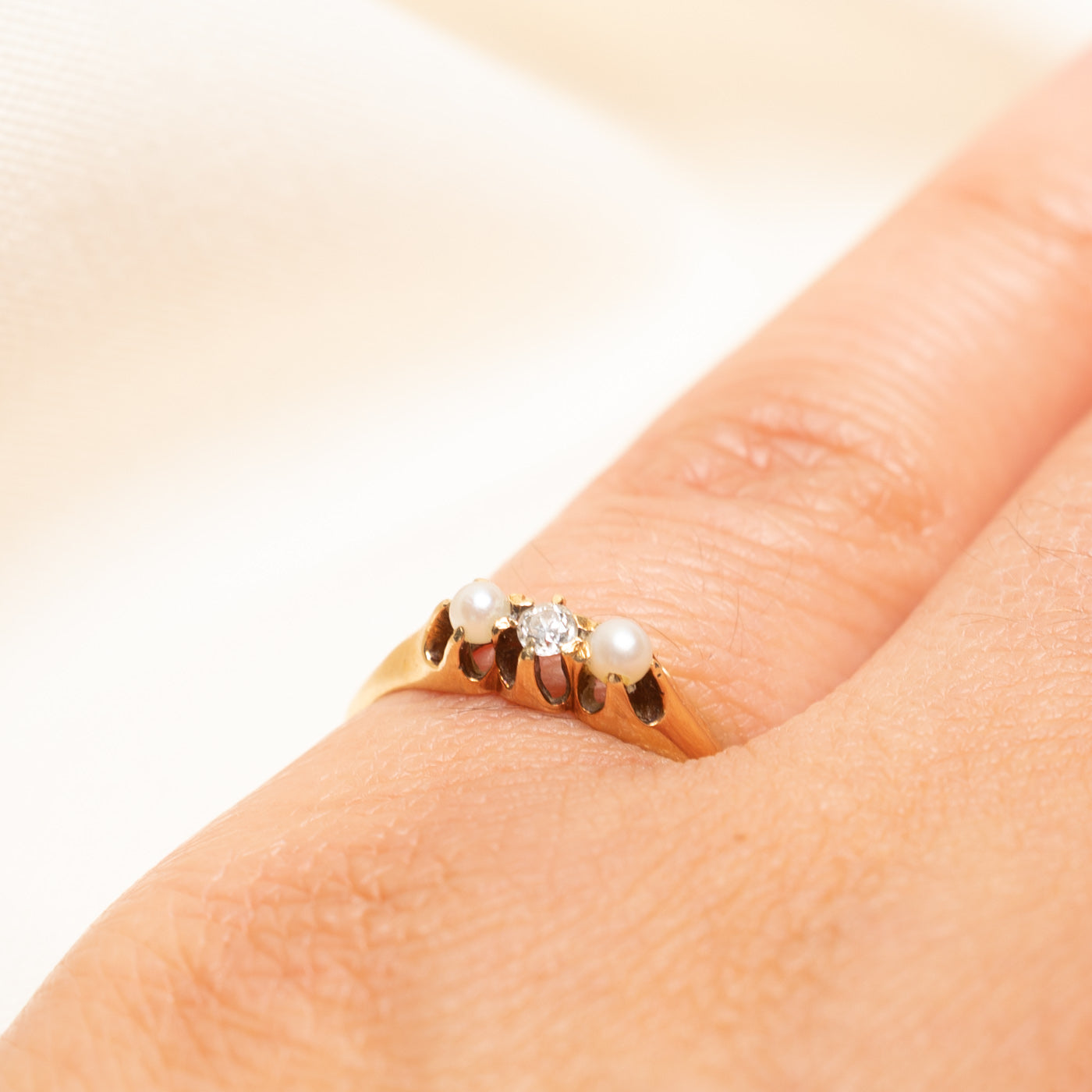 Three Stone Belcher Set Diamond & Pearl Ring | 0.06ct | SZ 5.5