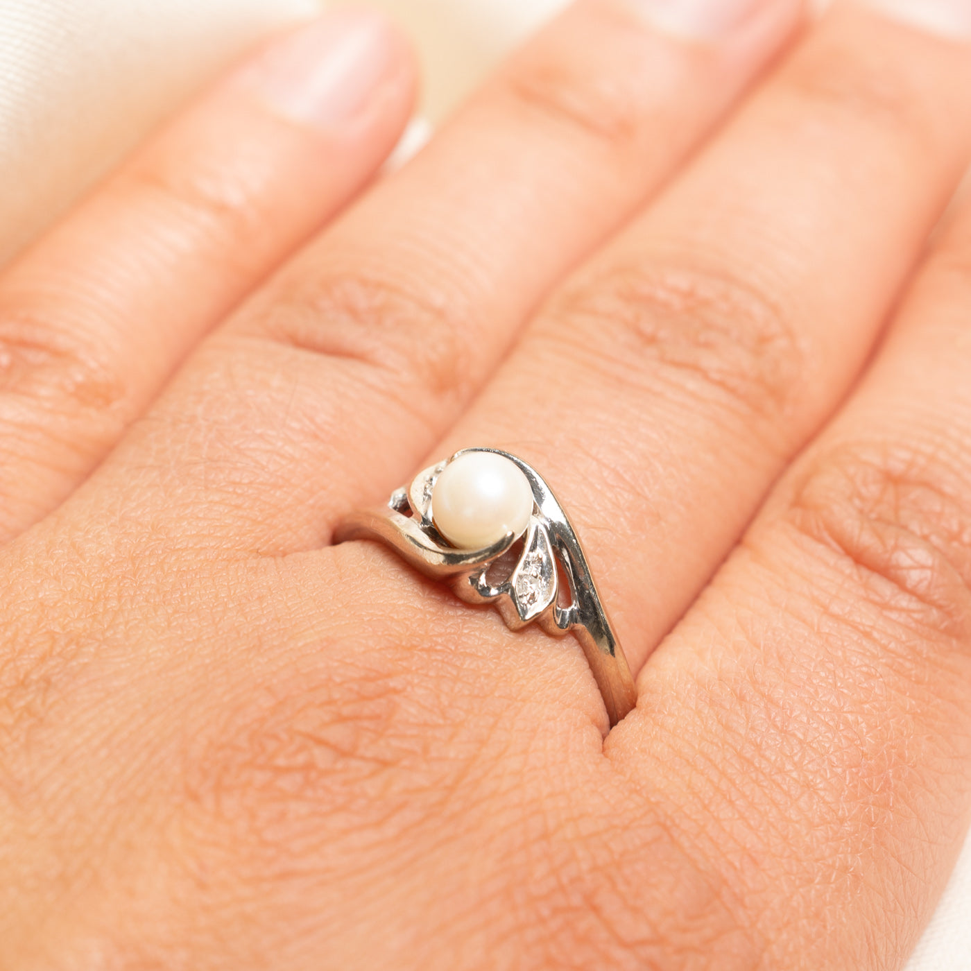 14k Pearl & Diamond Bypass Ring | 0.02ctw | SZ 10.5