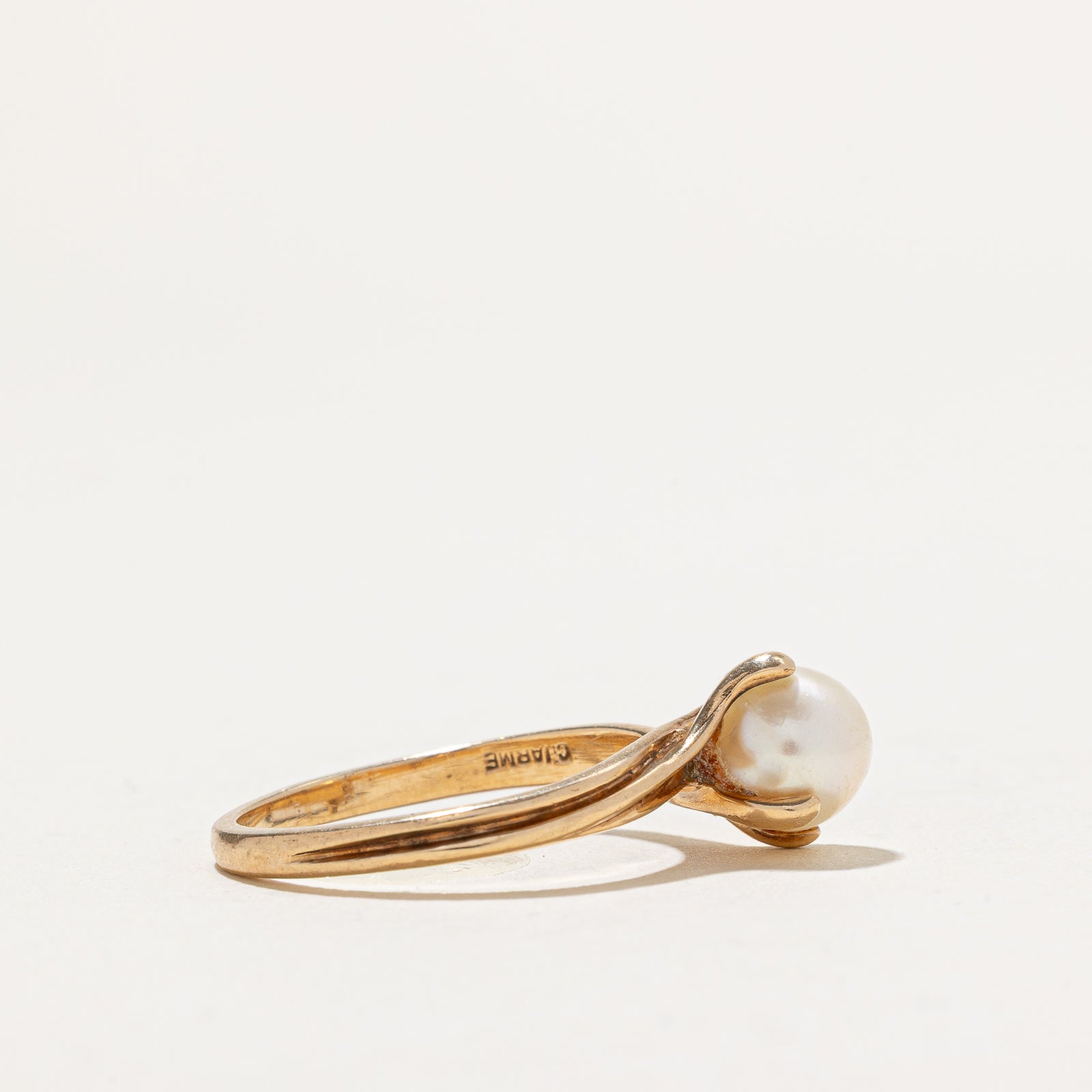 Solitaire Pearl Grooved Ring | SZ 6.25