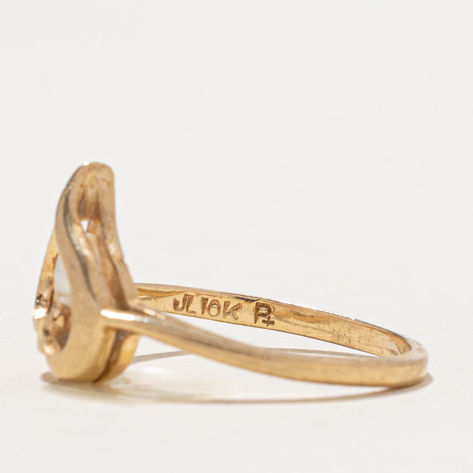 Pearl & Clear Sapphire Heart Ring | 0.005ct | SZ 5.75
