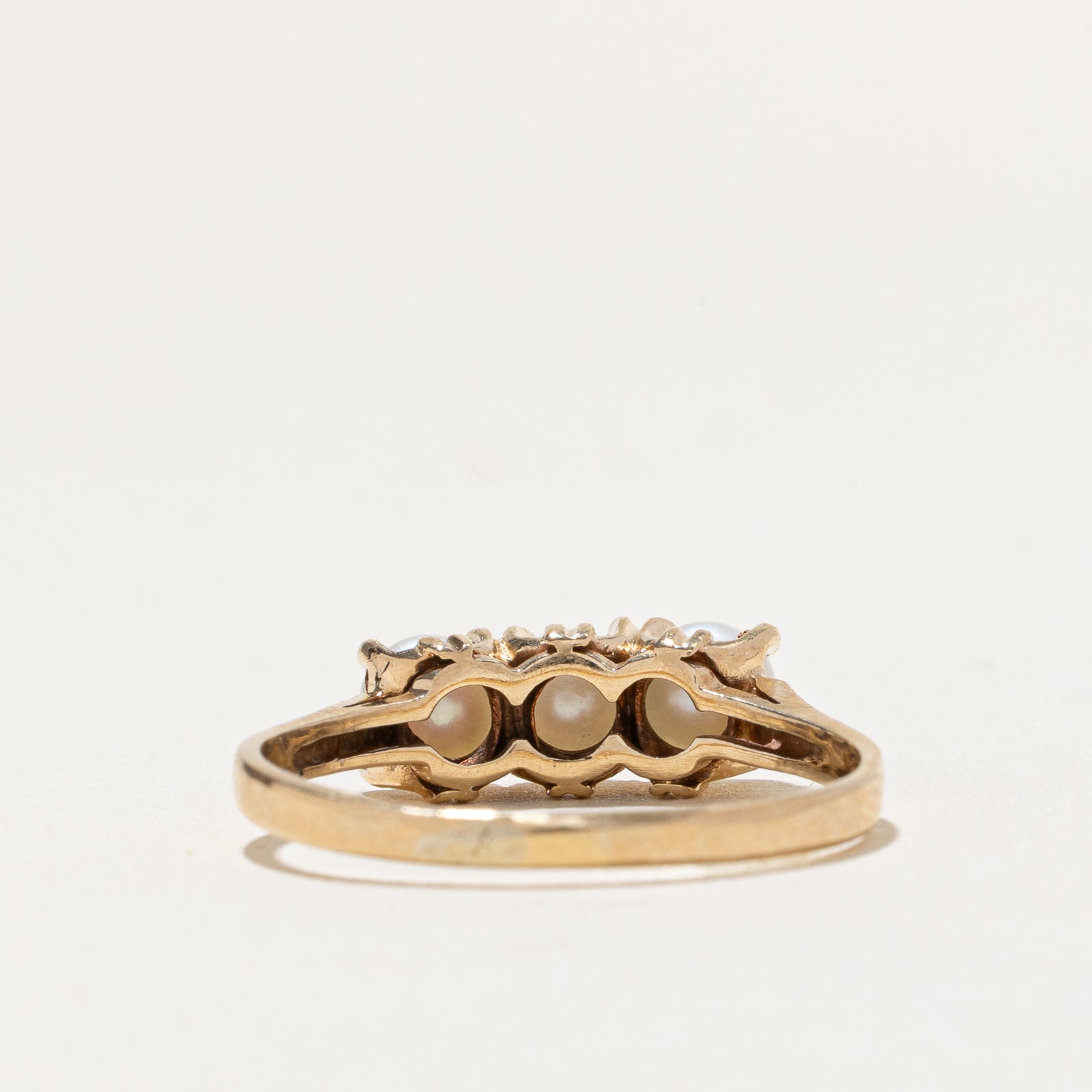 Three Stone Pearl Ring | SZ 9