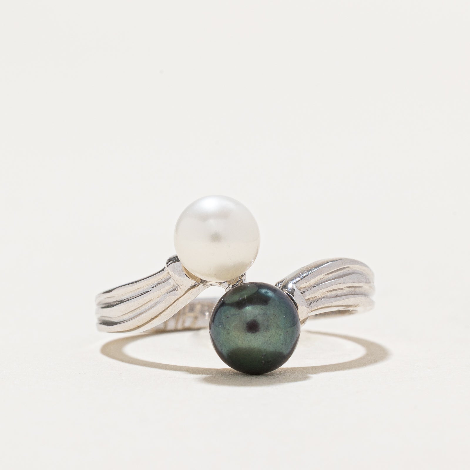 Toi et Moi Pearl Bypass Ring | SZ 6.75