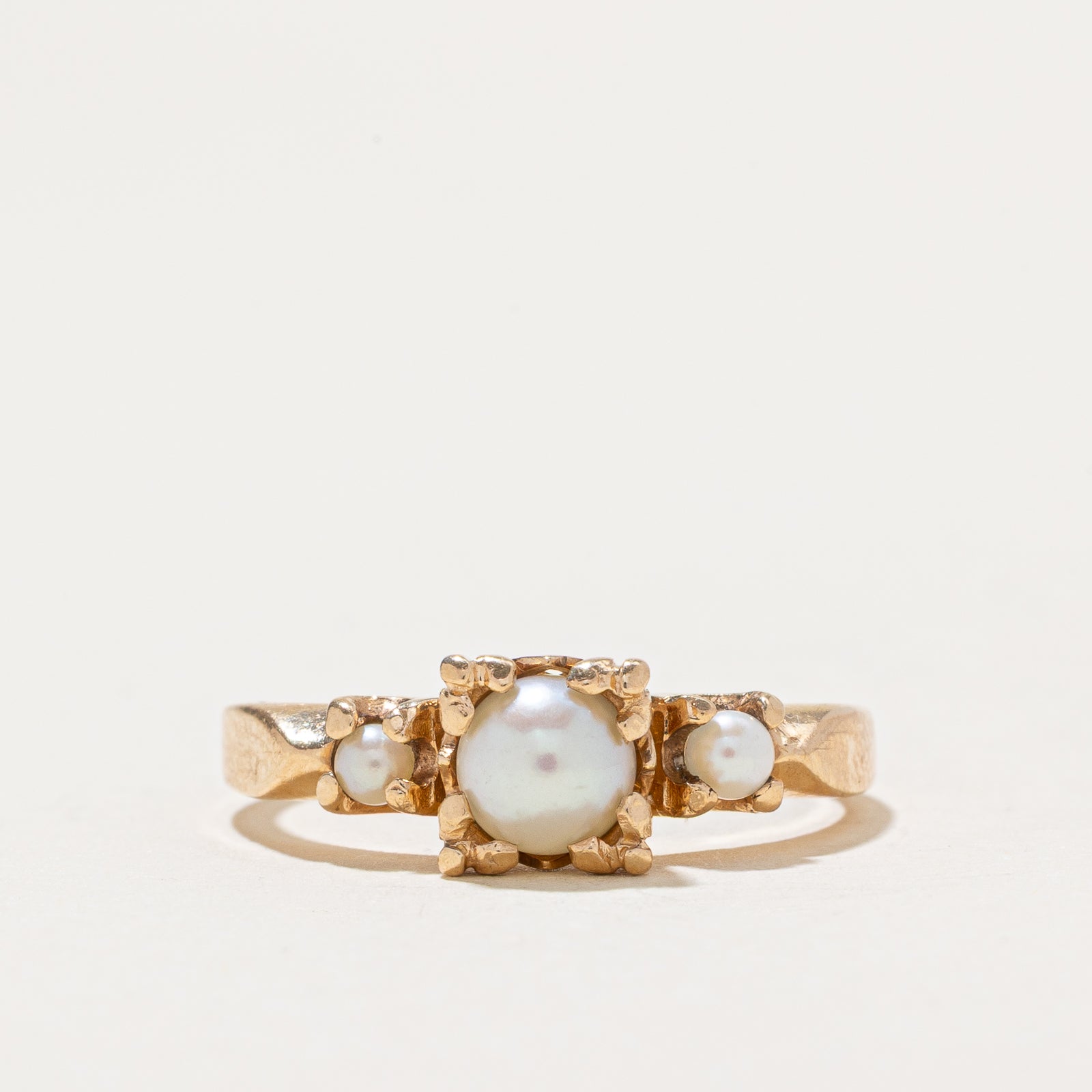 Three Stone Pearl Ring | SZ 6.25