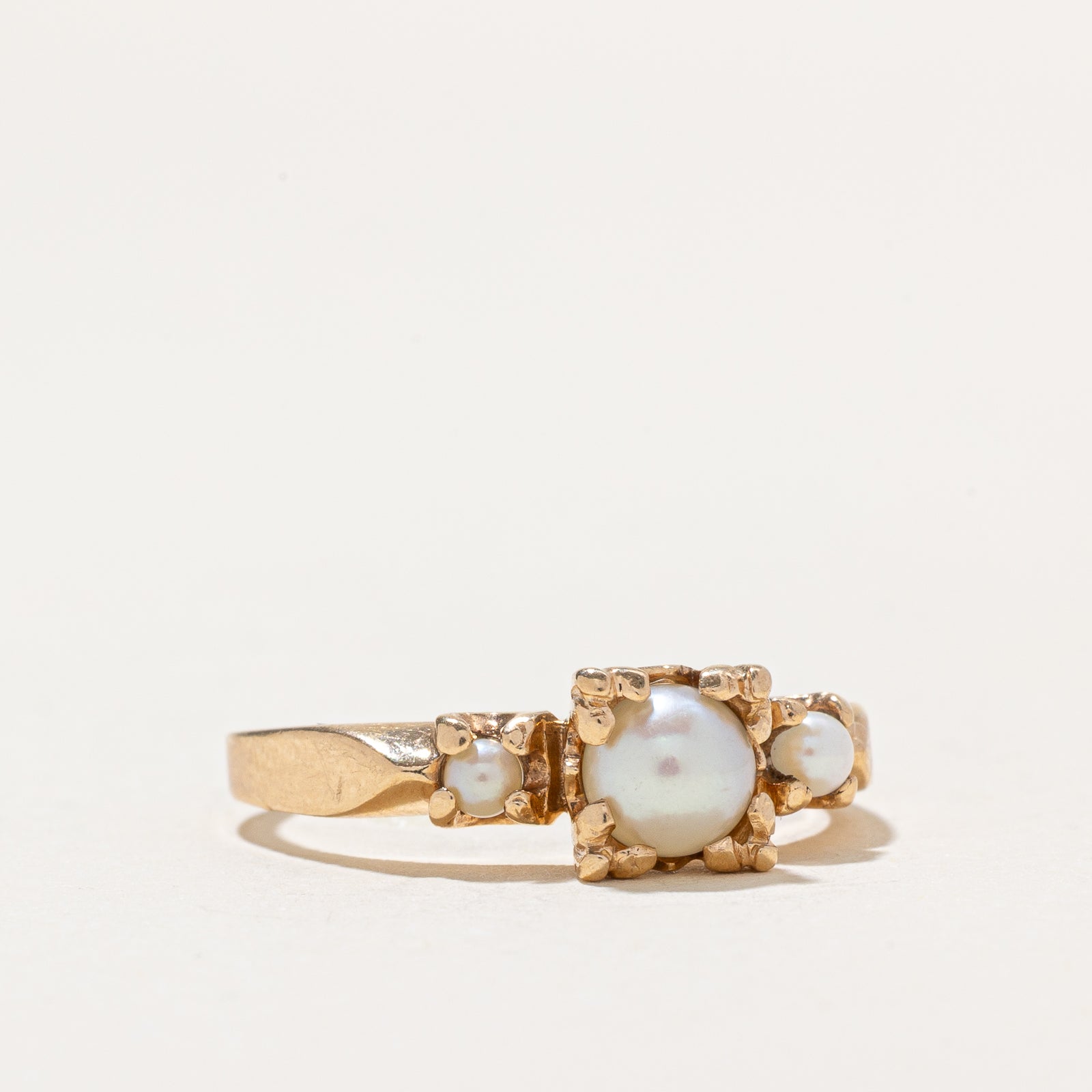 Three Stone Pearl Ring | SZ 6.25